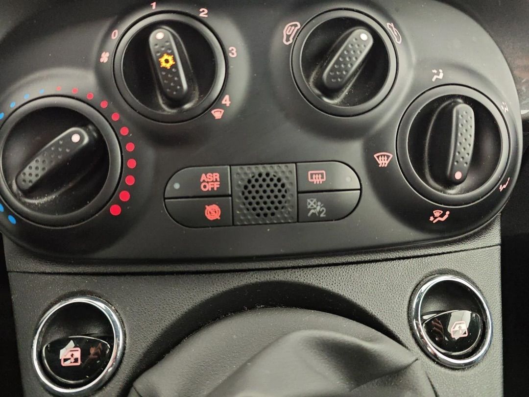 Fiat 500 Hybrid Dolcevita