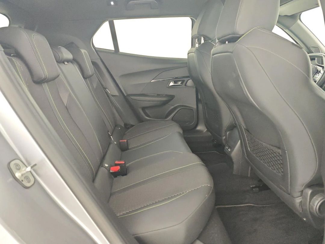 Peugeot 2008 Puretech 130 S&S EAT8 GT