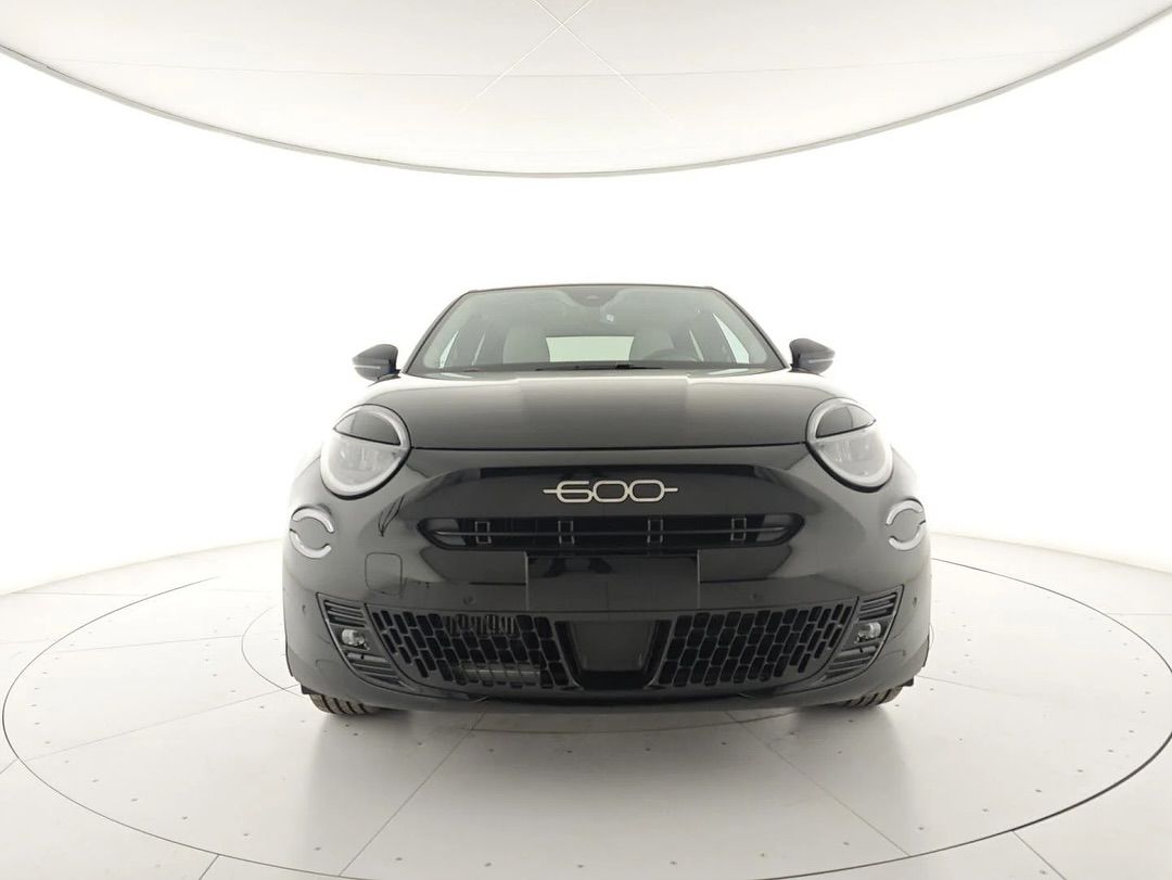 Fiat 600 Hybrid DCT Mhev La Prima