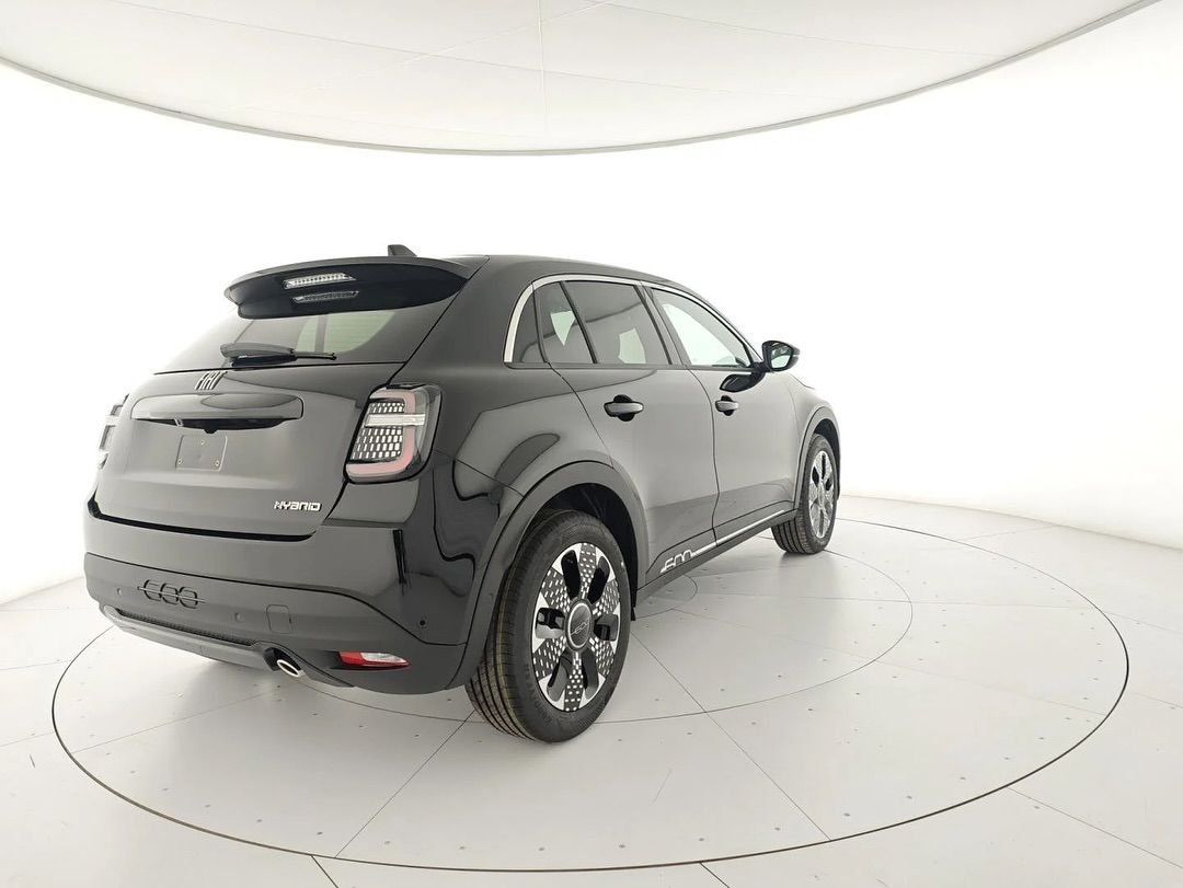 Fiat 600 Hybrid DCT Mhev La Prima