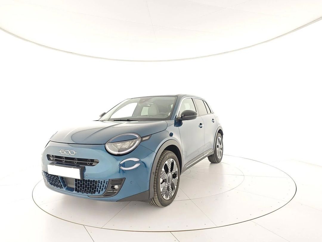 Fiat 600 Hybrid DCT Mhev La Prima