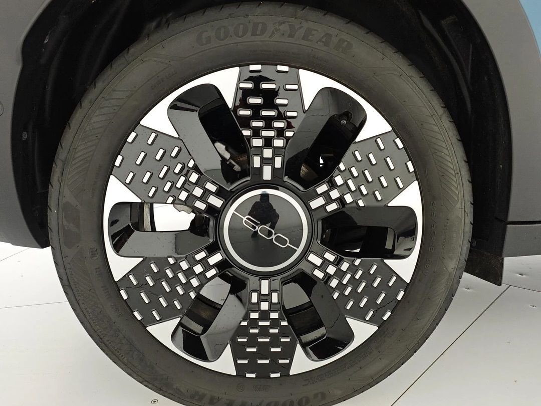Fiat 600 Hybrid DCT Mhev La Prima