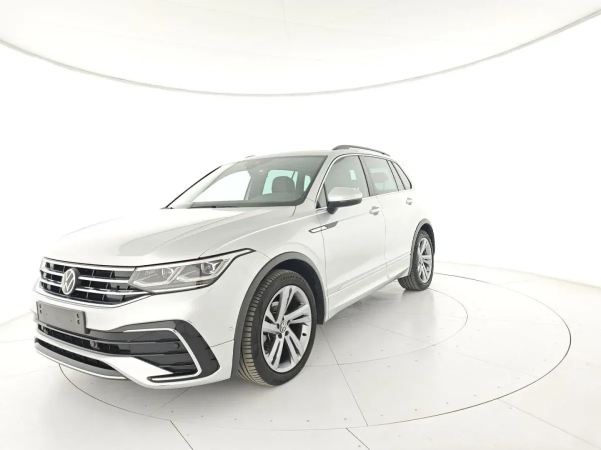 Volkswaen Tiguan 2.0 TDI EVO SCR DSG R-LINE