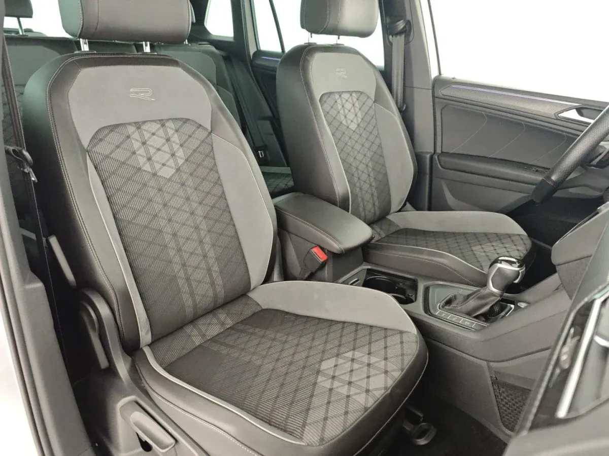 Volkswaen Tiguan 2.0 TDI EVO SCR DSG R-LINE