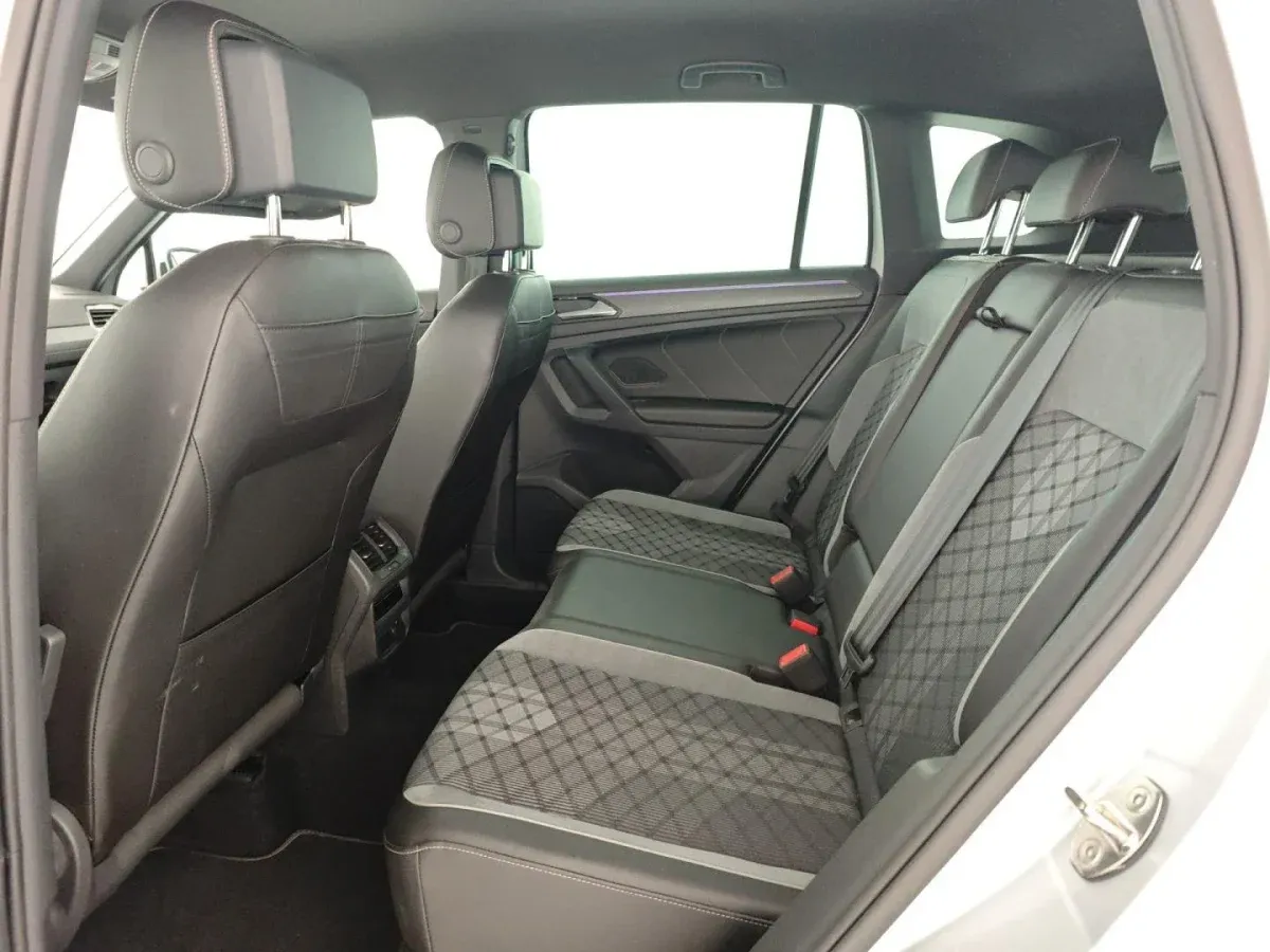 Volkswaen Tiguan 2.0 TDI EVO SCR DSG R-LINE