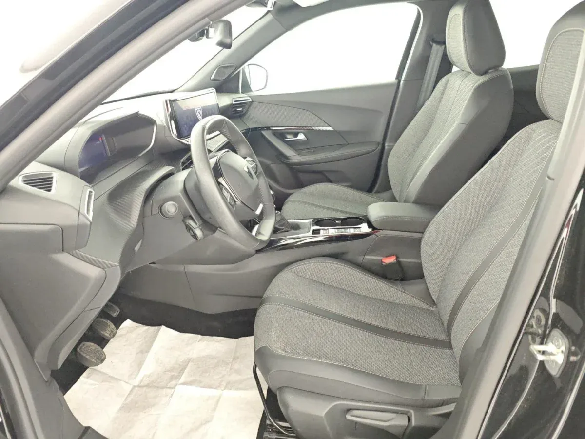 Peugeot 2008 Puretech 100 S&S Allure