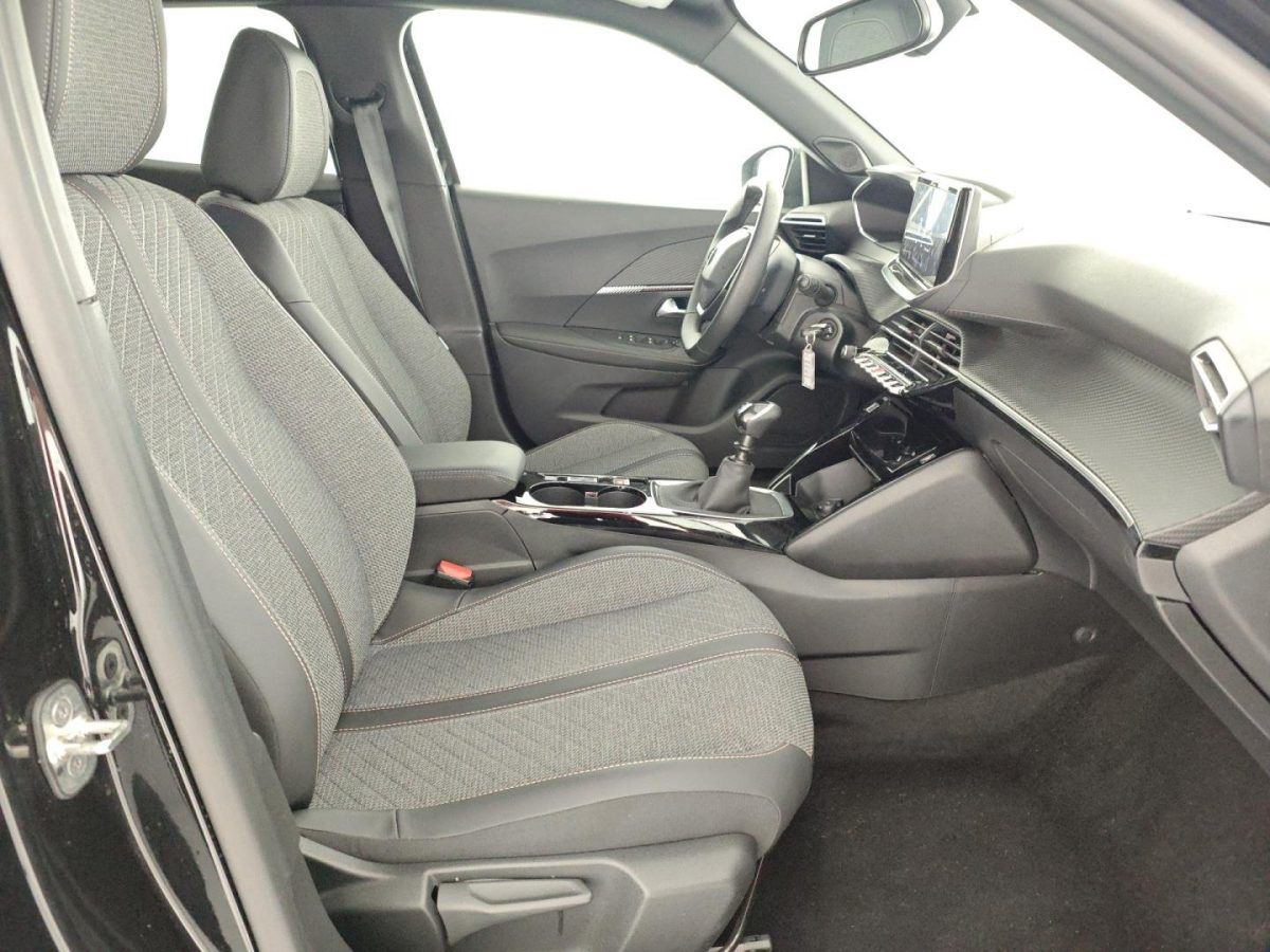 Peugeot 2008 Puretech 100 S&S Allure