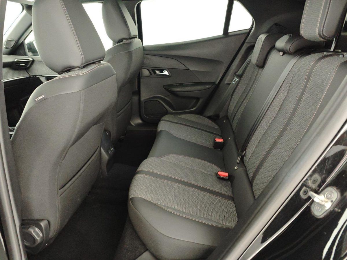 Peugeot 2008 Puretech 100 S&S Allure