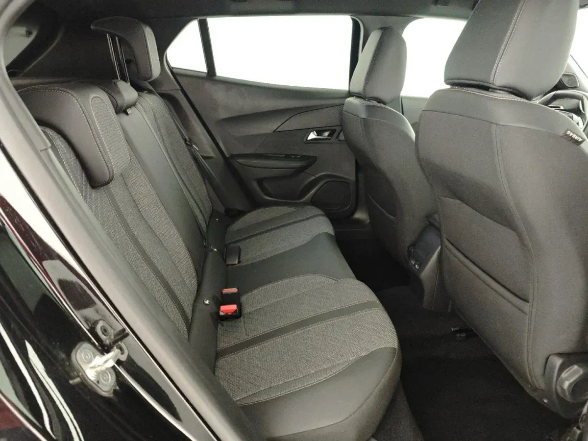 Peugeot 2008 Puretech 100 S&S Allure