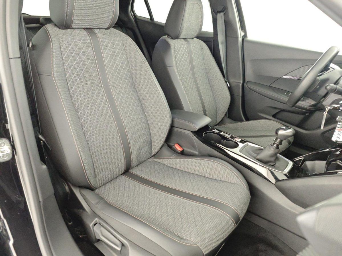 Peugeot 2008 Puretech 100 S&S Allure