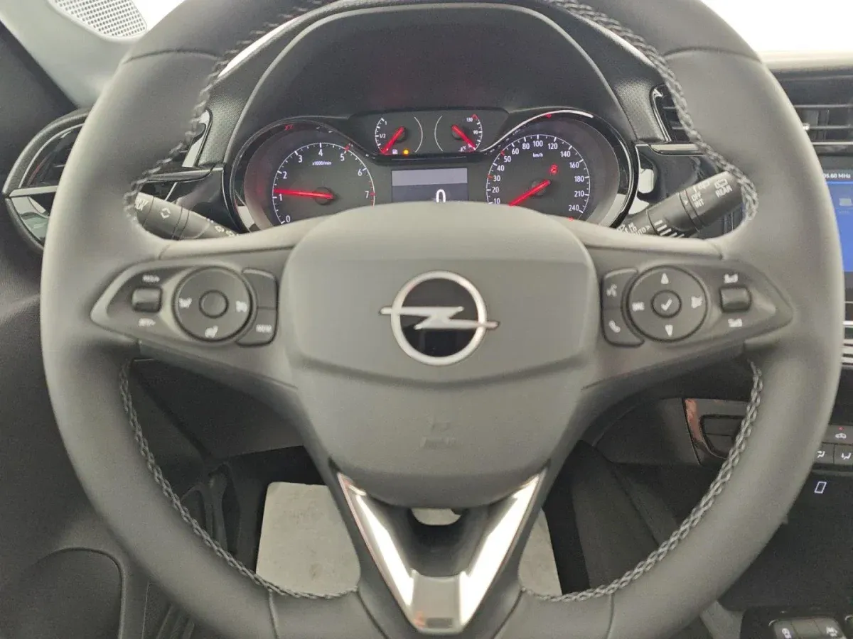 Opel Corsa 1.2 Edition