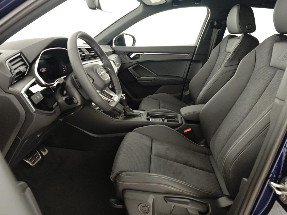Audi Q3 SPB 35 TDI S tronic Identity Black