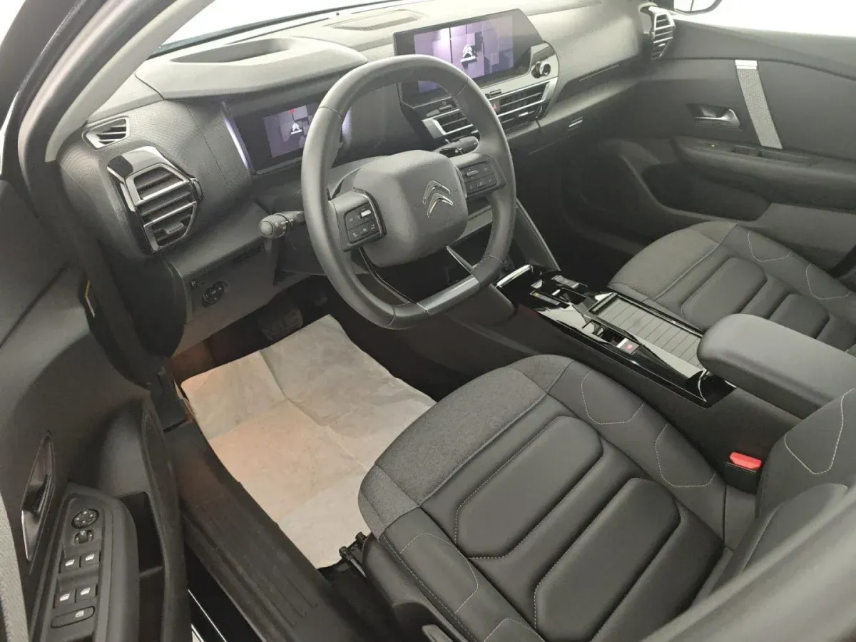 Citroën C4 BlueHDi 130 S&S EAT8 Shine