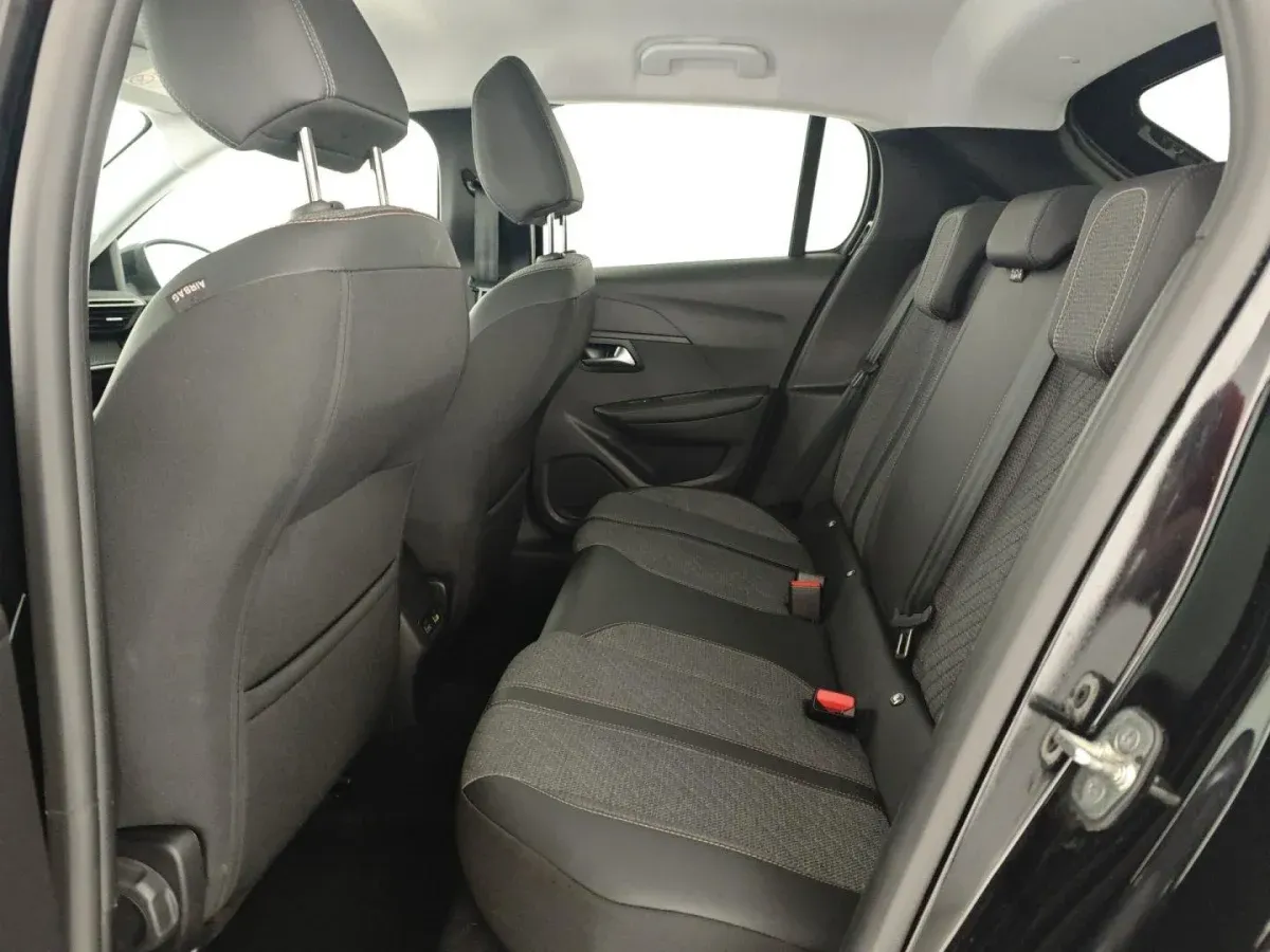 Peugeot 208 PureTech 100 Stop&Start Allure Pack