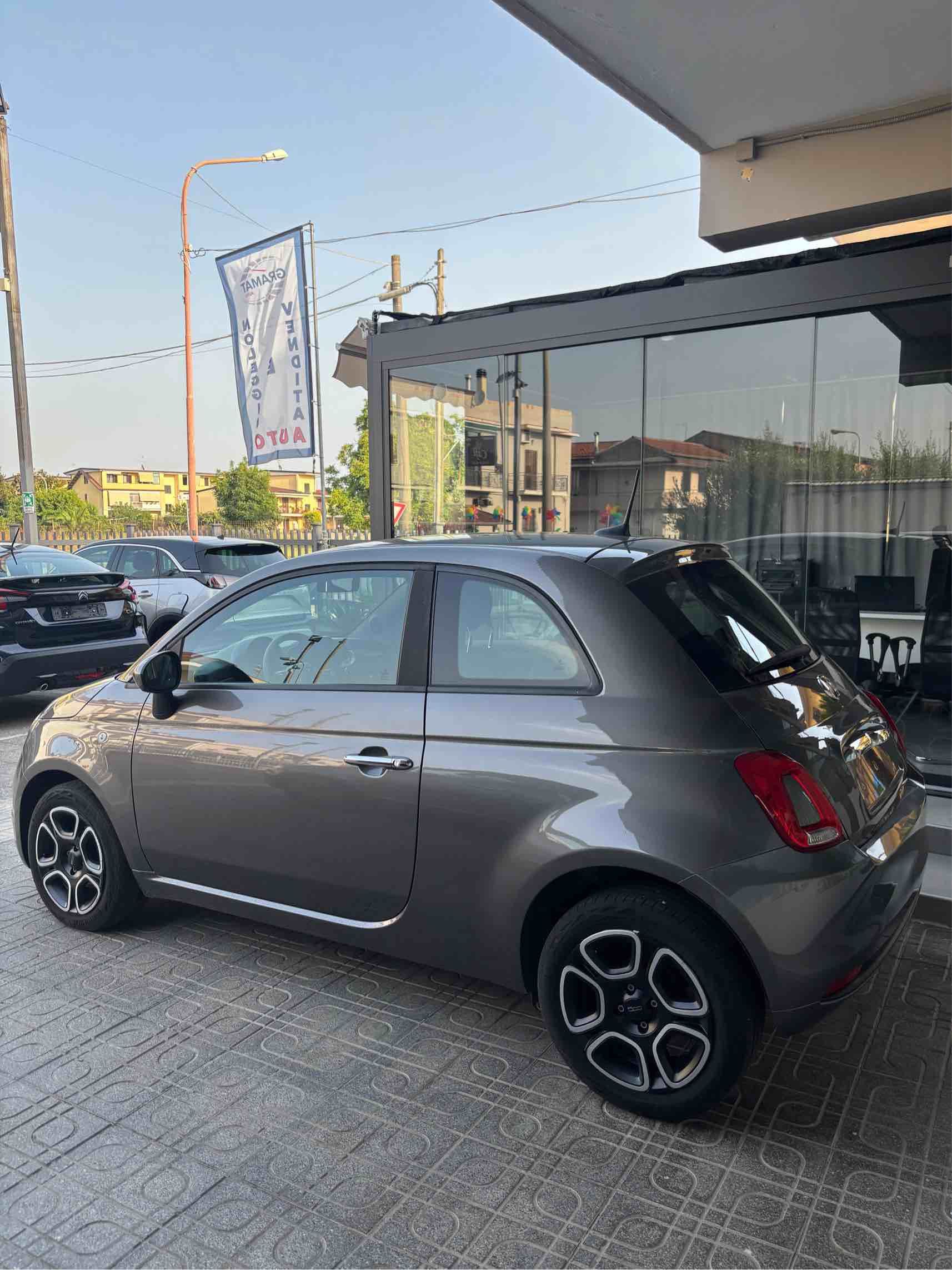 Fiat 500 Hybrid Club