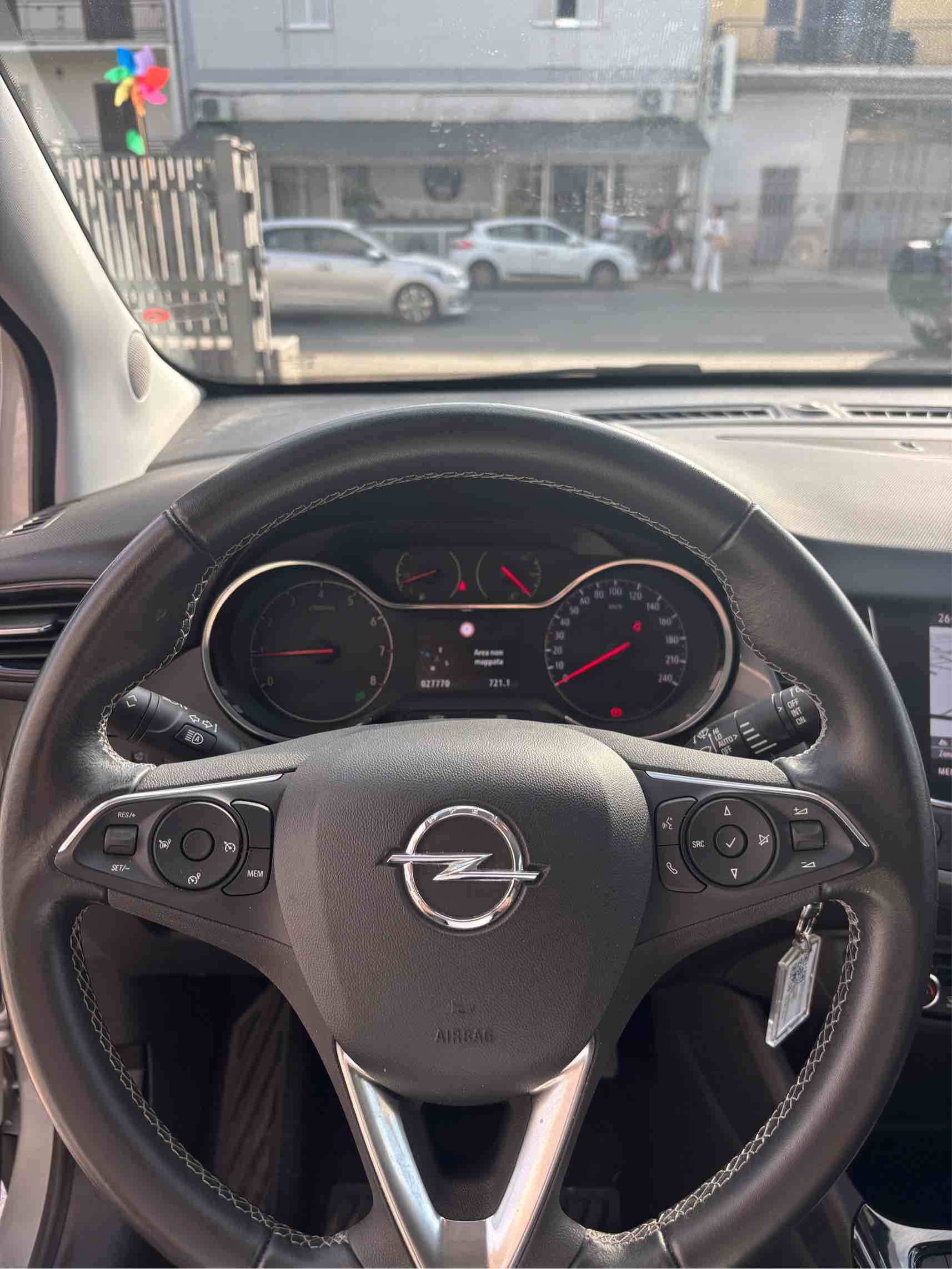 Opel Crossland 1.2 Turbo Elegance