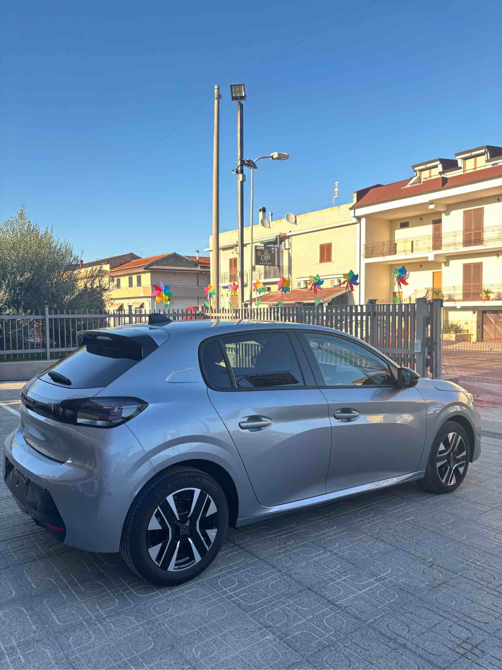 Peugeot 208 PureTech 100 Stop&Start Allure