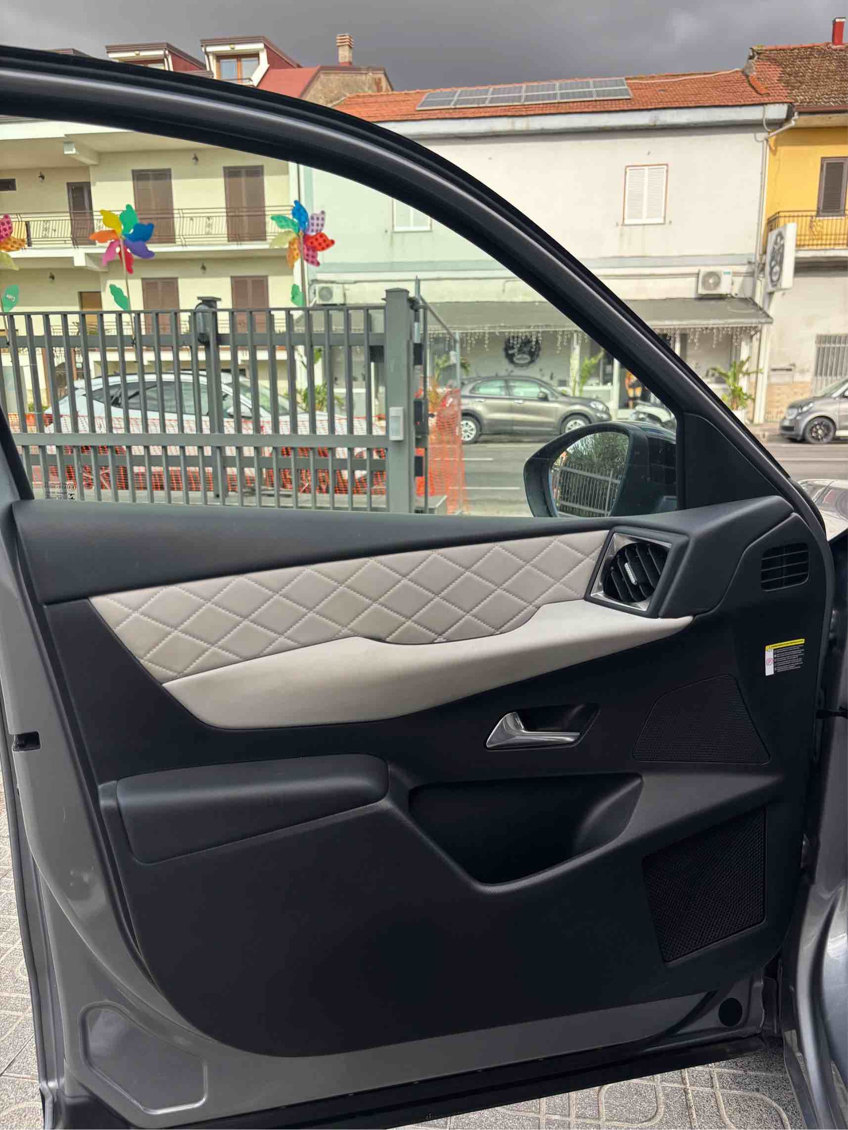 DS3 CROSSBACK aut. Grand Chic