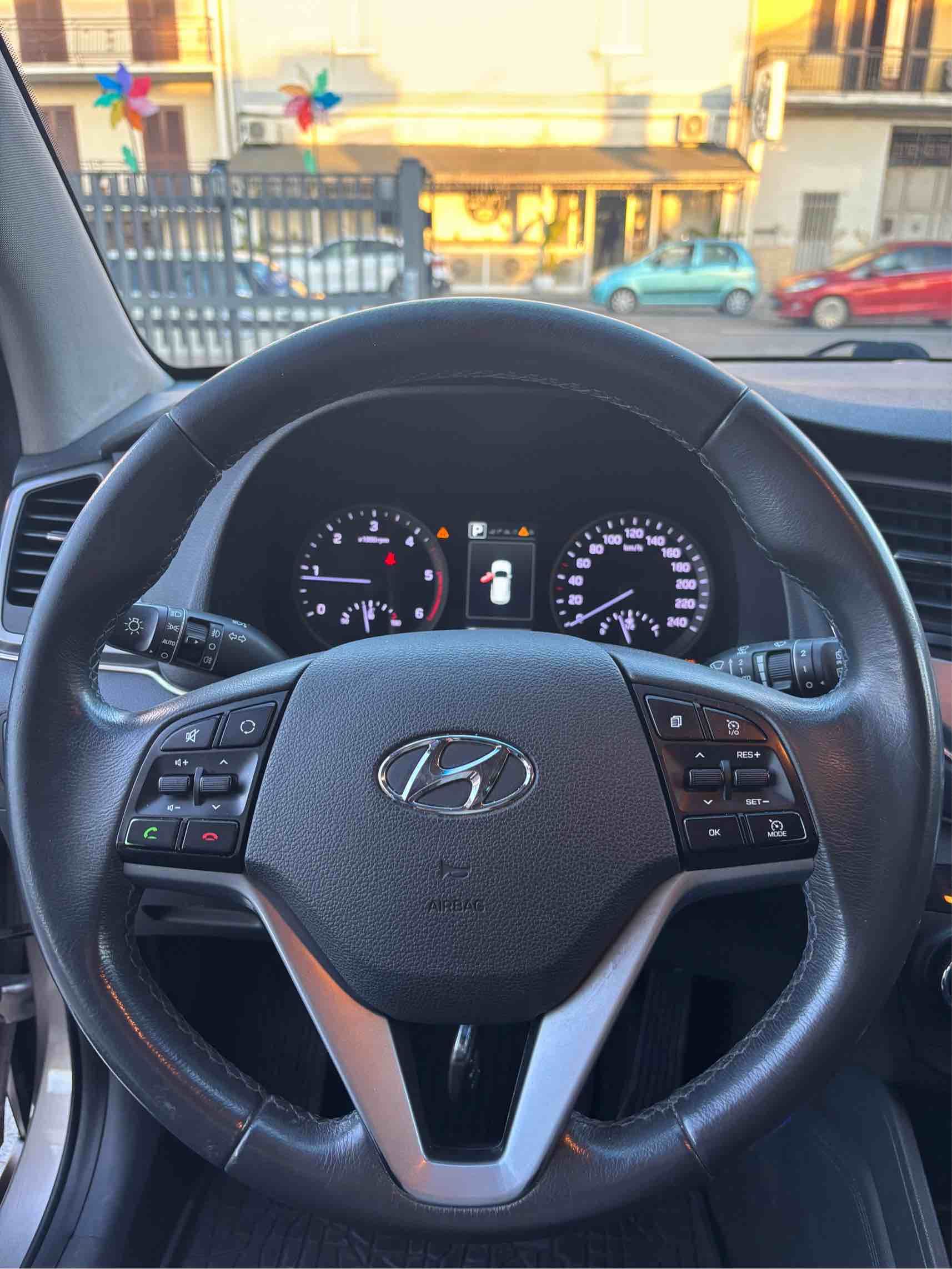 Hyundai Tucson XPossible DCT 2wd (VENDUTA)