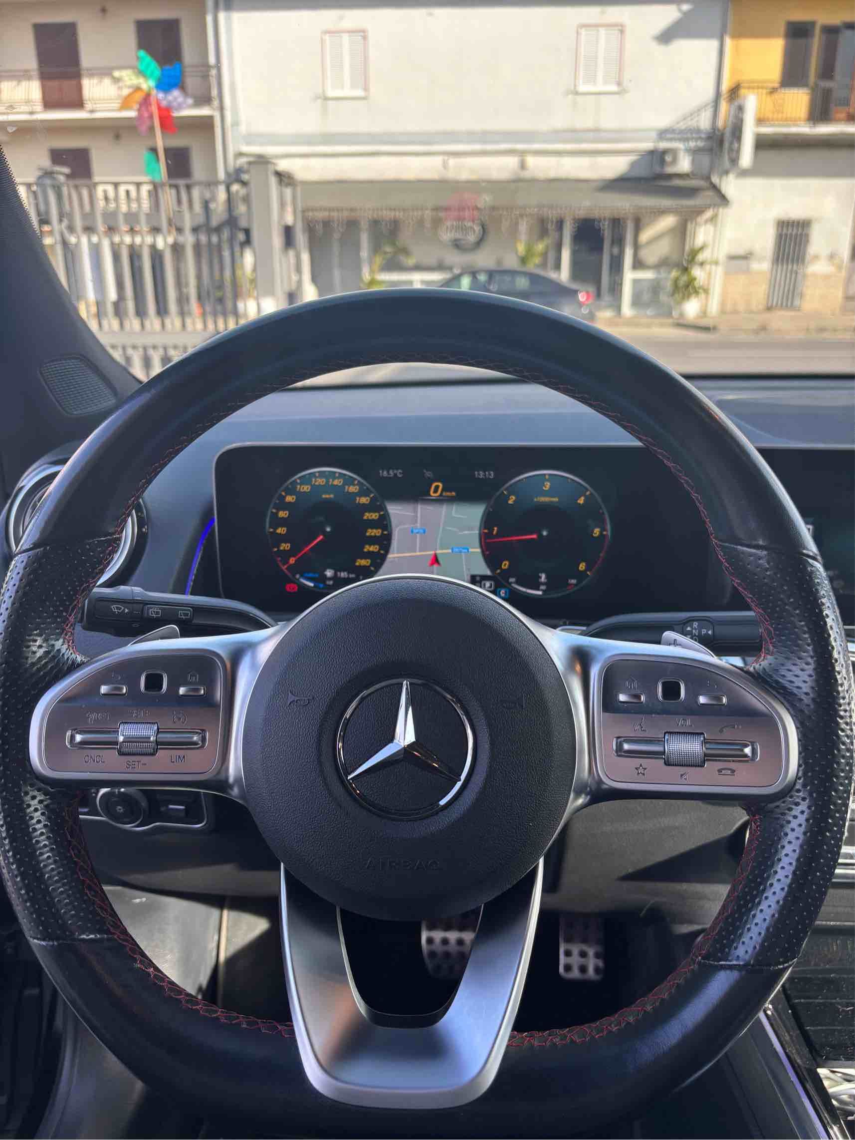 Mercedes GLB 200d Amg Line (VENDUTA)