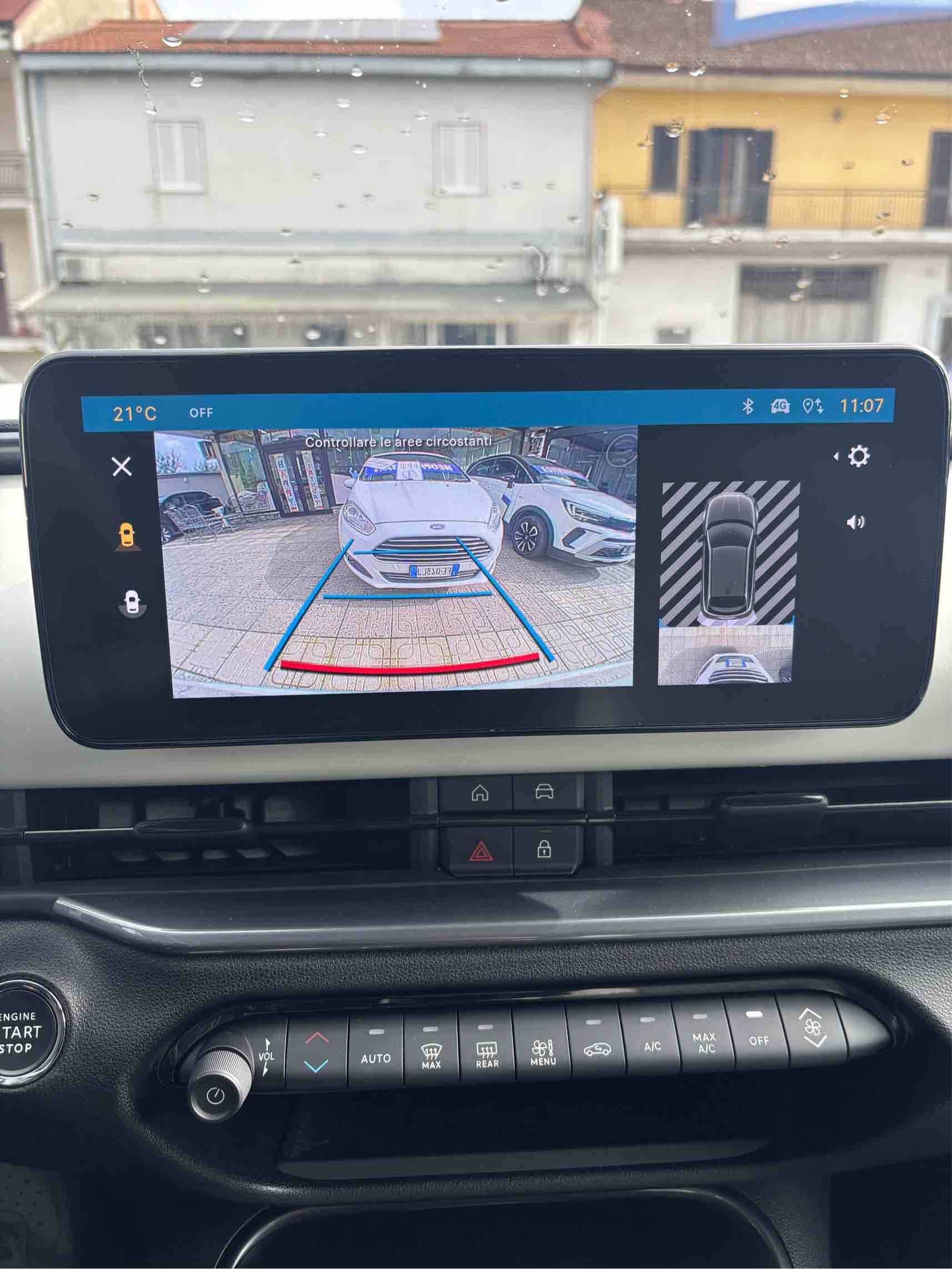 Fiat 600 Hybrid DCT Mhev La Prima