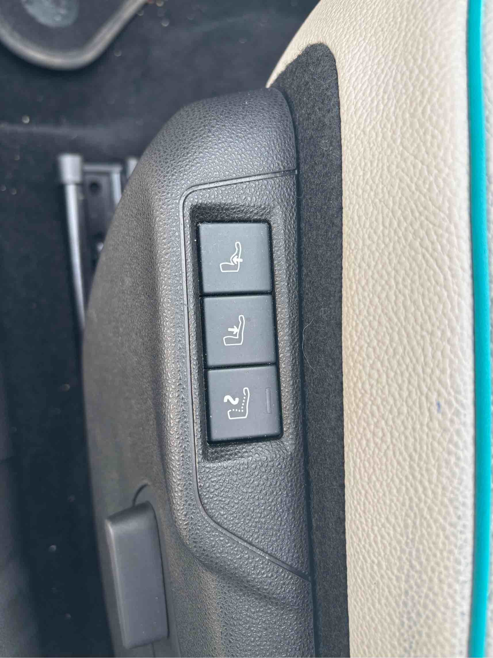 Fiat 600 Hybrid DCT Mhev La Prima