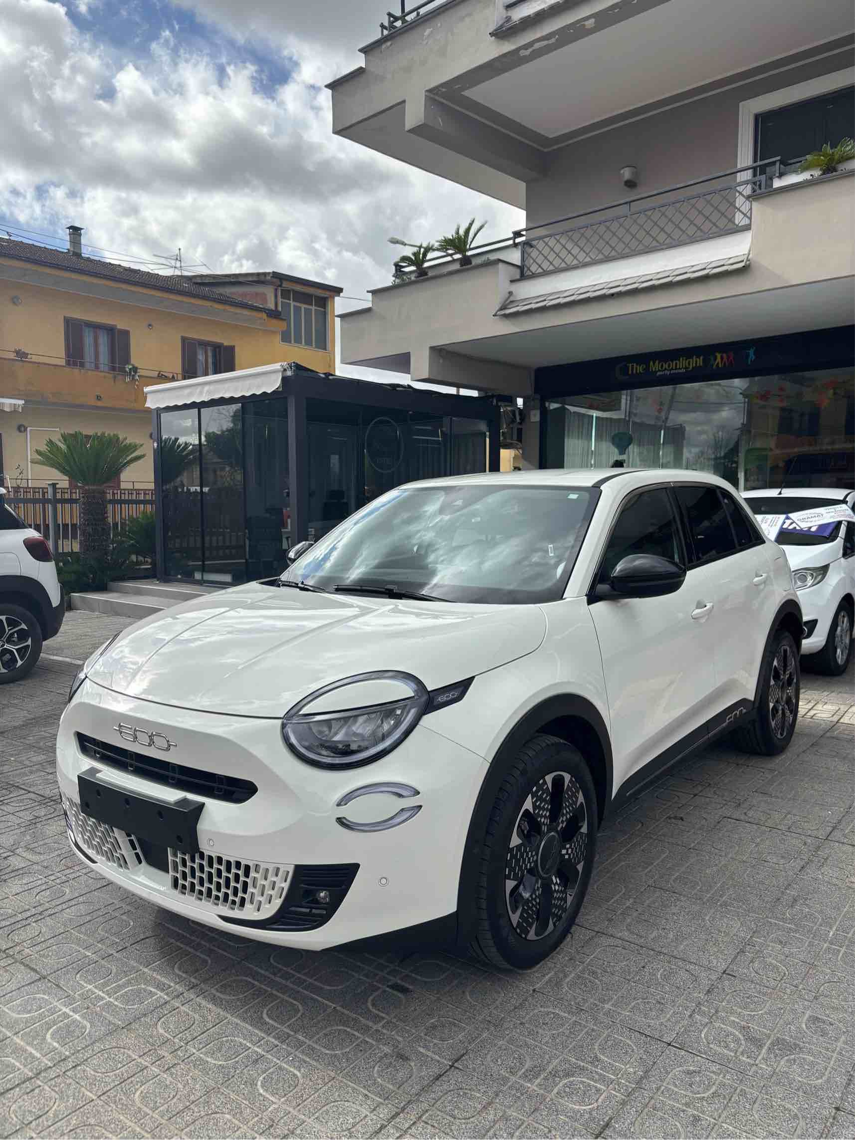 Fiat 600 Hybrid DCT Mhev La Prima