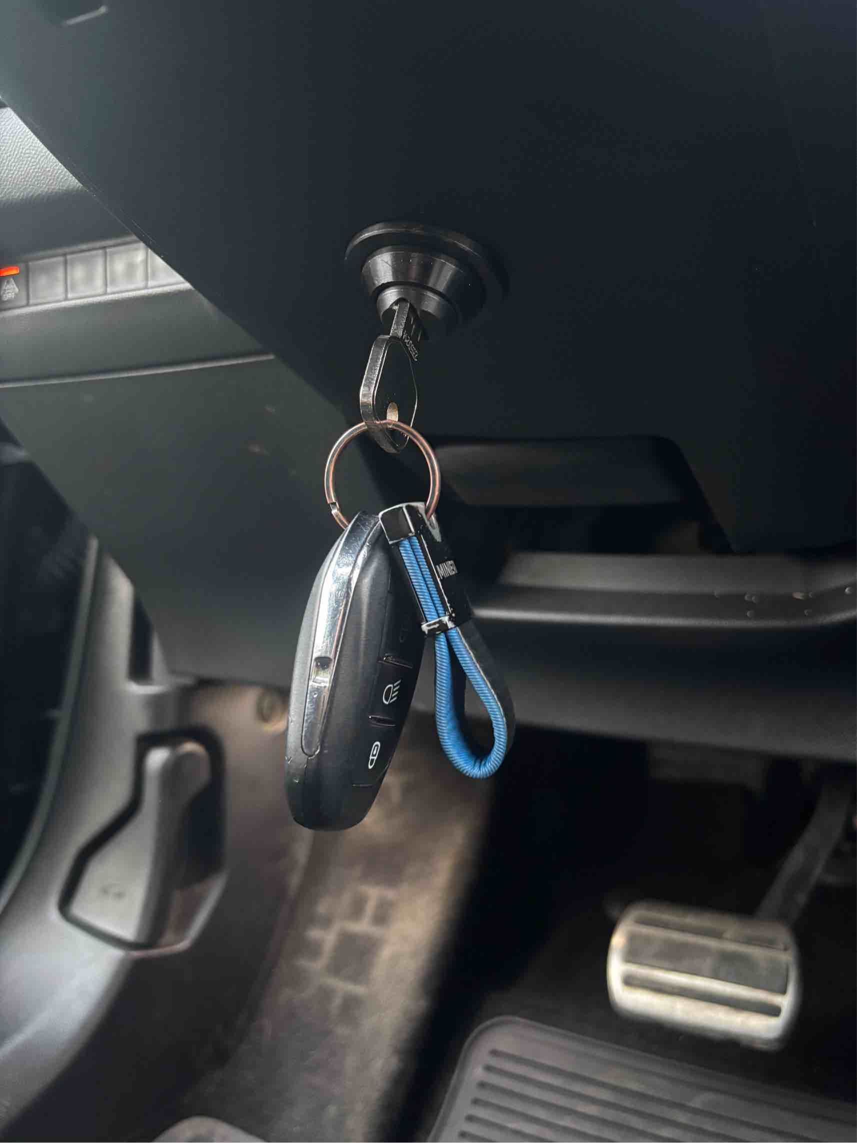 Peugeot 2008 GT EAT8