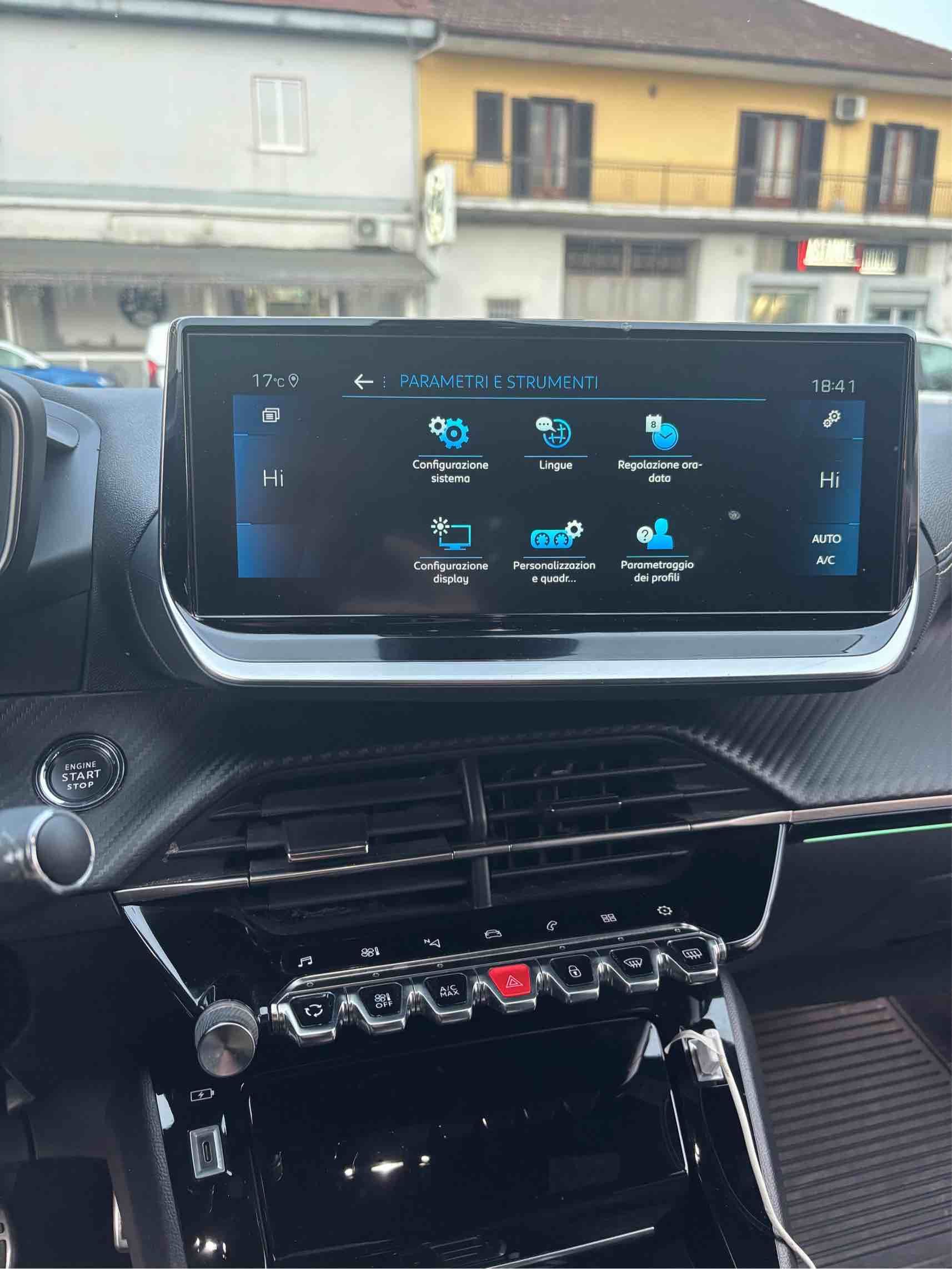 Peugeot 2008 GT EAT8