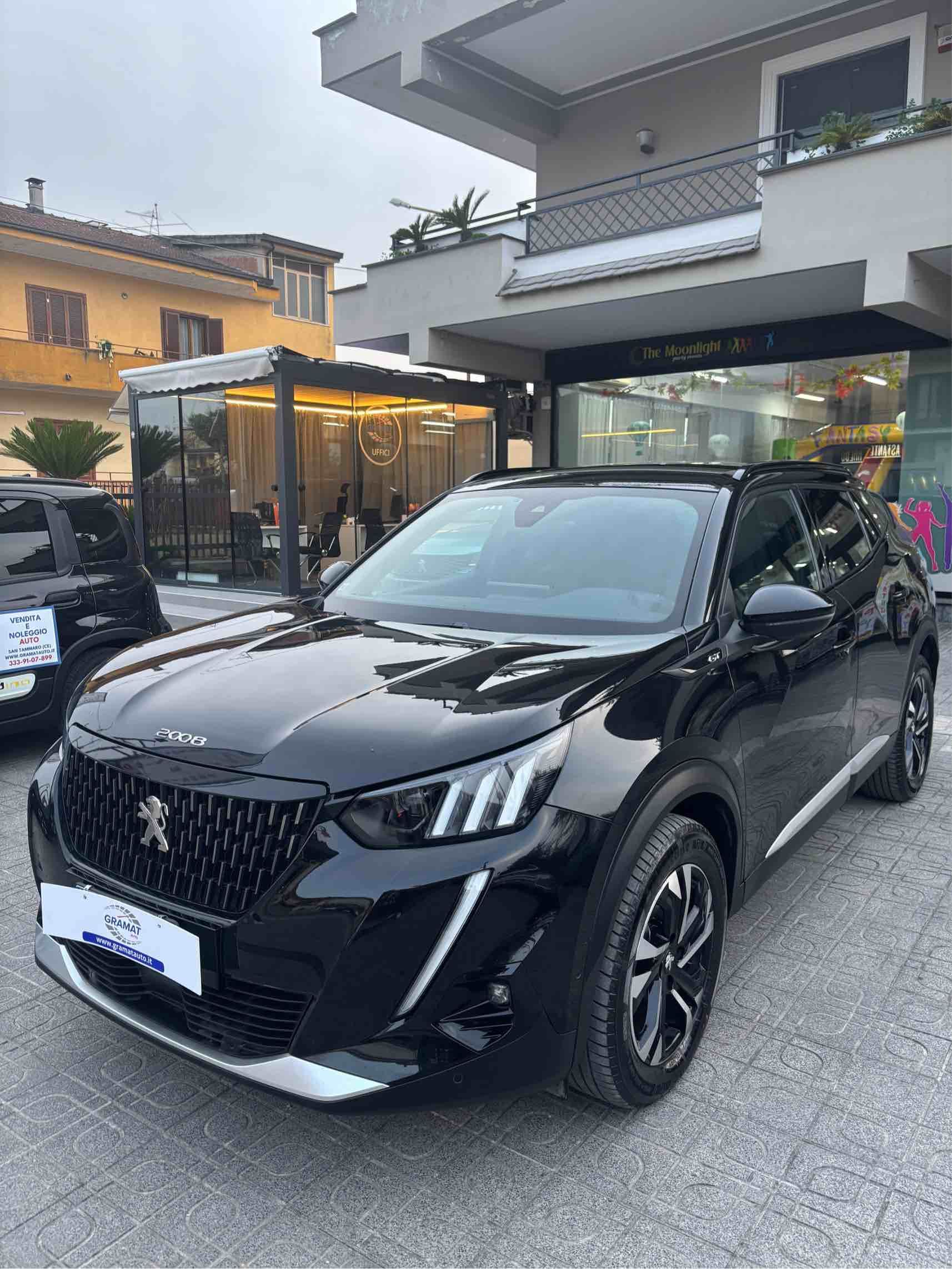 Peugeot 2008 GT EAT8