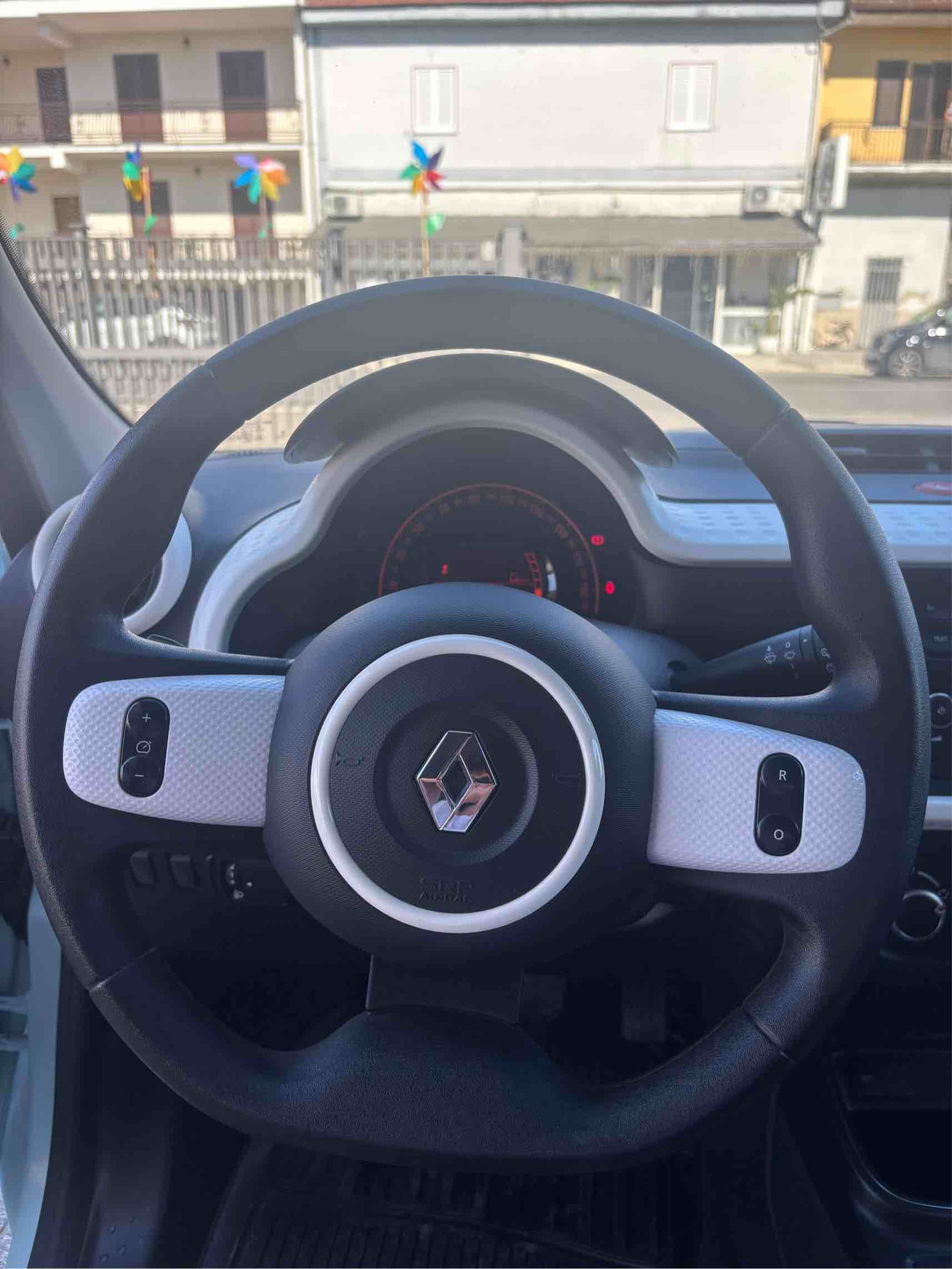Renault Twingo 900 (Venduta)