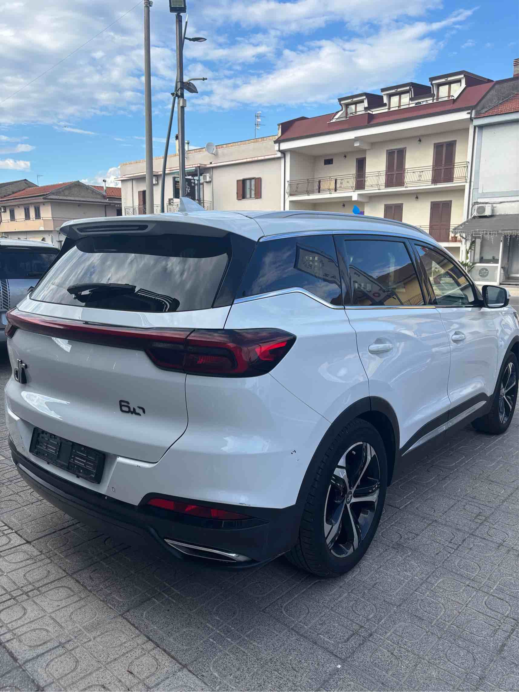 DR 6.0 1.5 Turbo CVT GPL