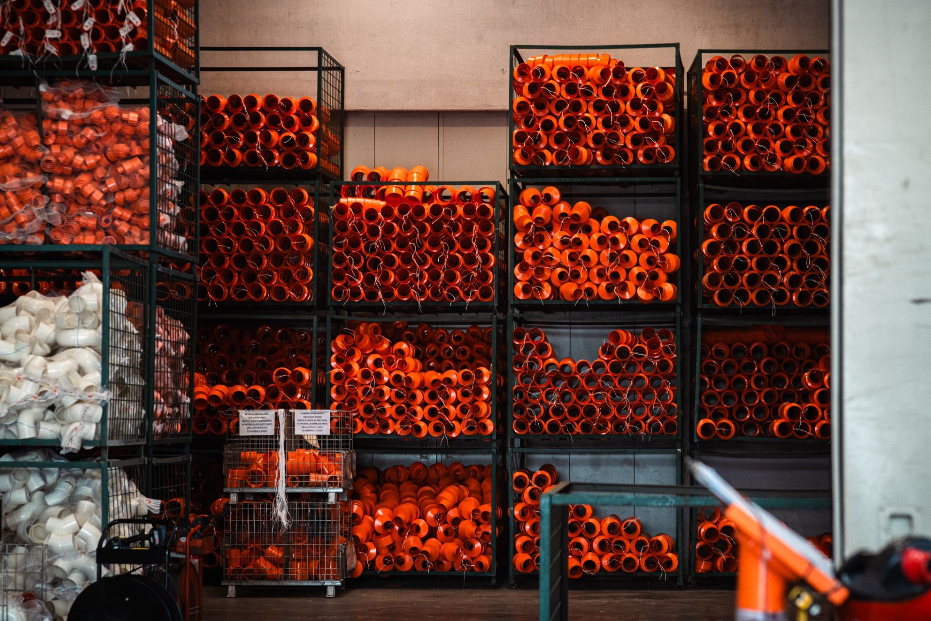 Containment systems for integrated logistics