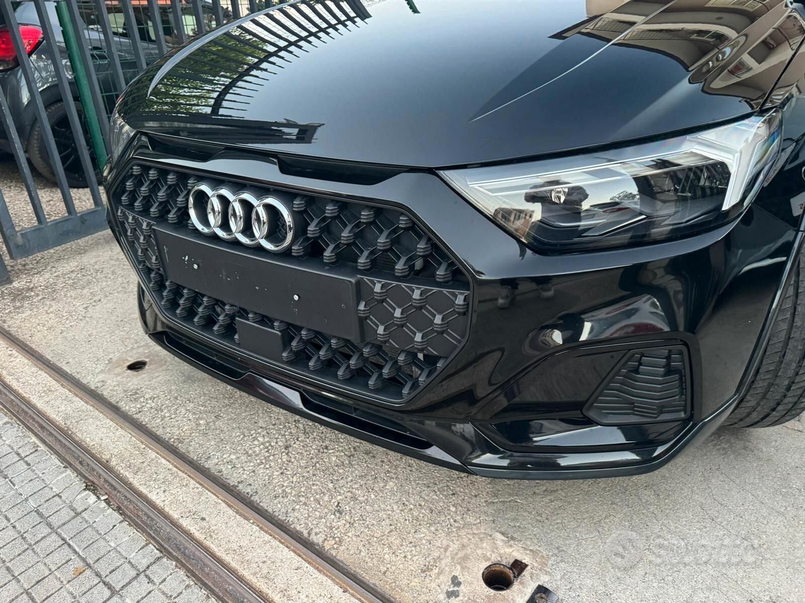AUDI A1 ALLSTREET 30 TFSI S TRONIC IDENTITY BLACK