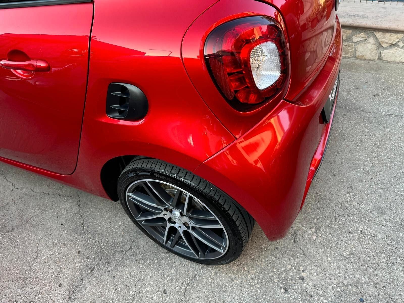 SMART FORFOUR 90 0.9 TURBO TWINAMIC BRABUS STYLE