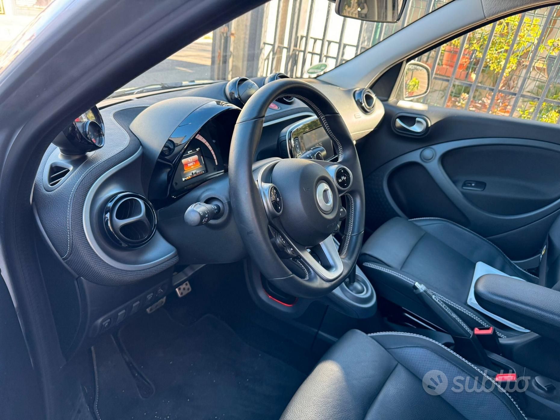 SMART FORFOUR 90 0.9 TURBO TWINAMIC BRABUS STYLE 2