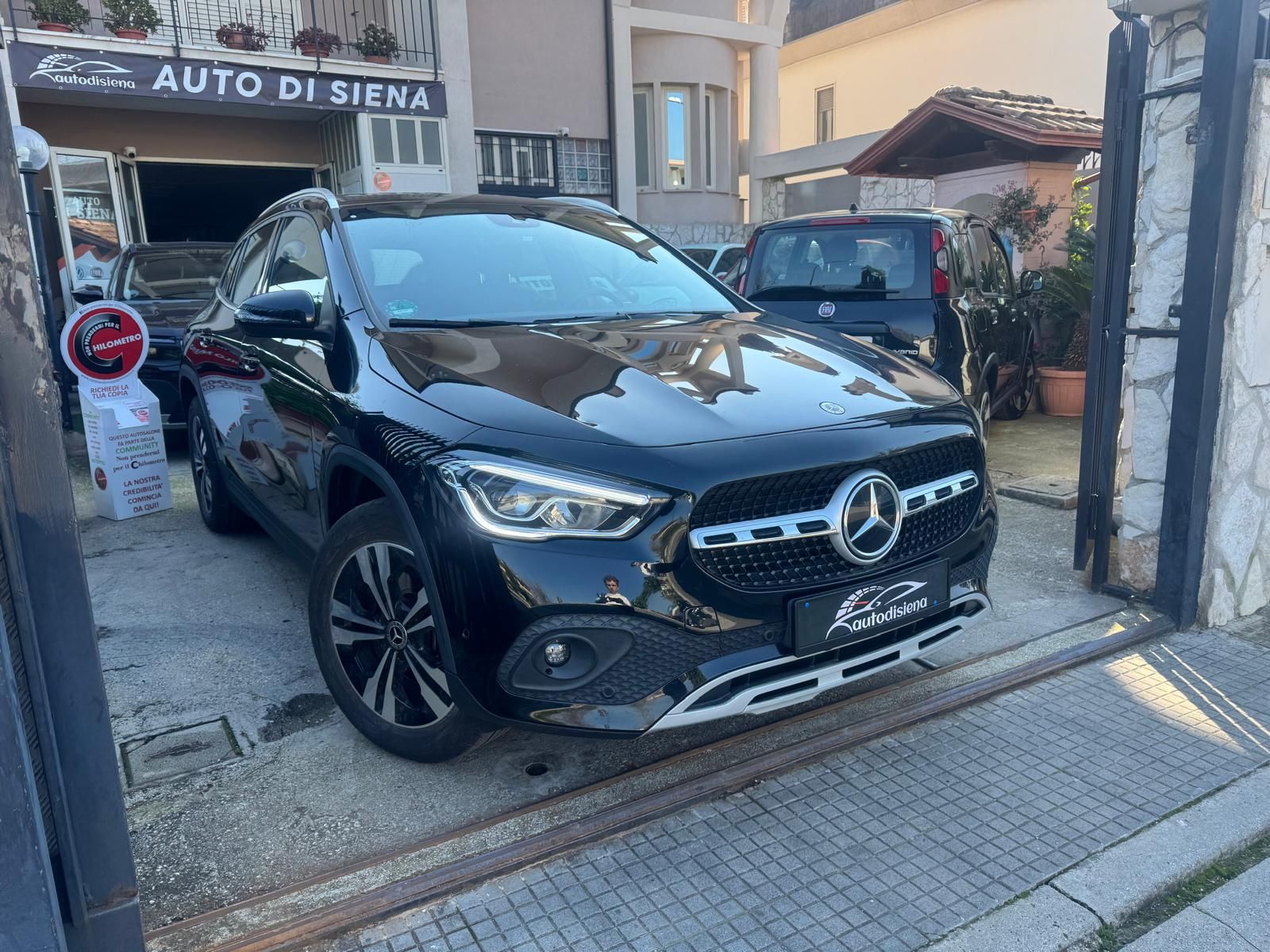 ⭐ MERCEDES GLA 200 DIESEL – ELEGANZA, SPORTIVITÀ, CARATTERE ⭐