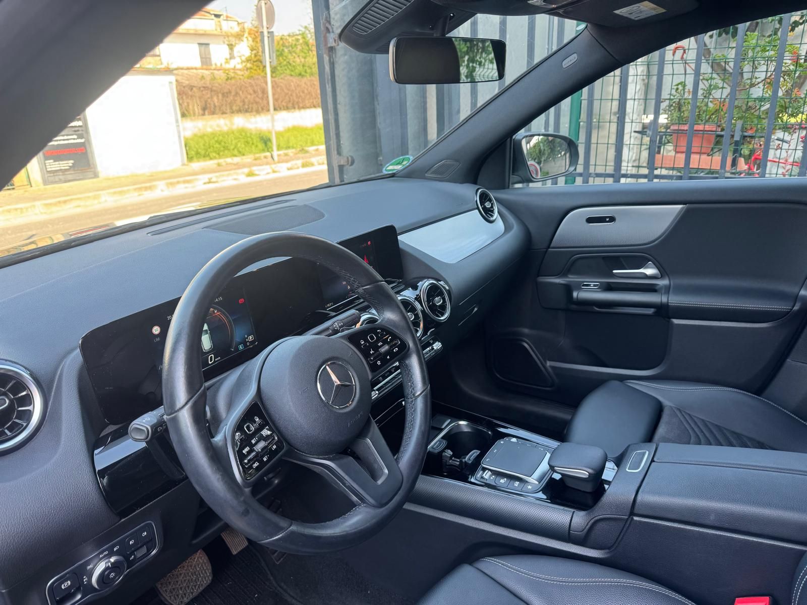 ⭐ MERCEDES GLA 200 DIESEL – ELEGANZA, SPORTIVITÀ, CARATTERE ⭐