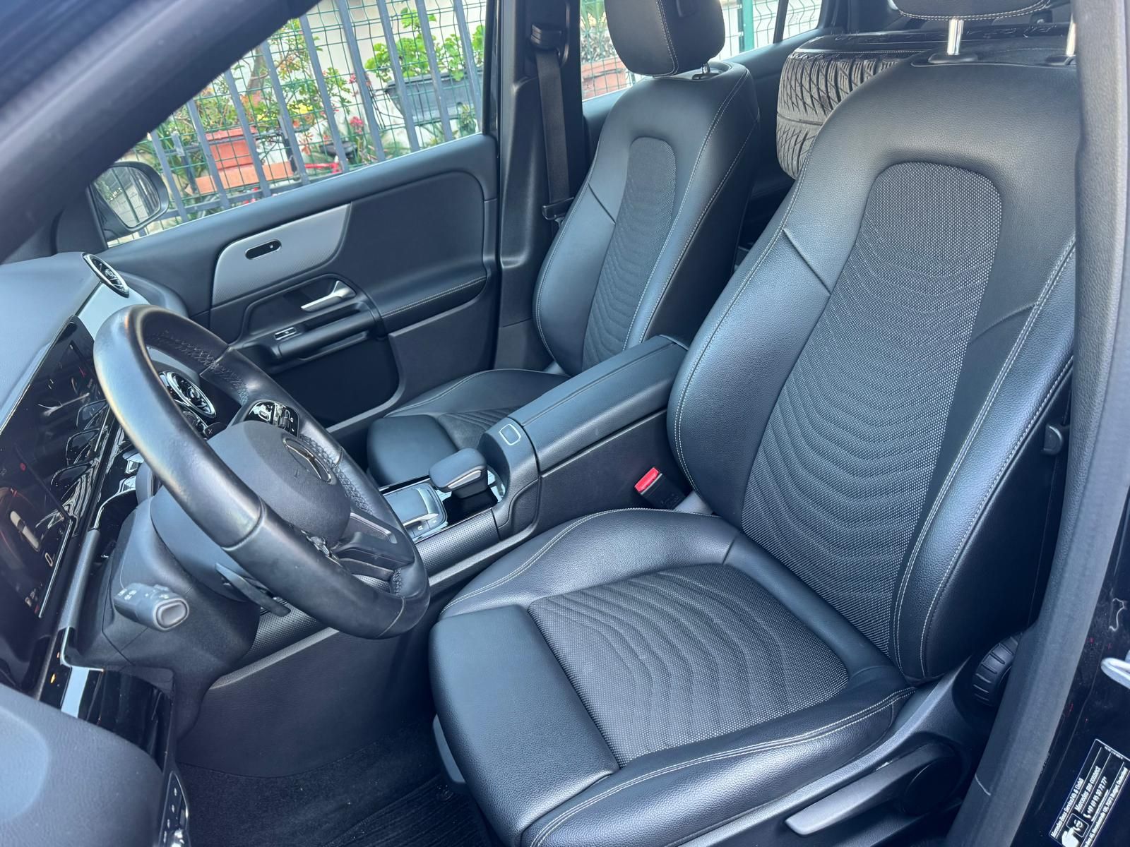 ⭐ MERCEDES GLA 200 DIESEL – ELEGANZA, SPORTIVITÀ, CARATTERE ⭐