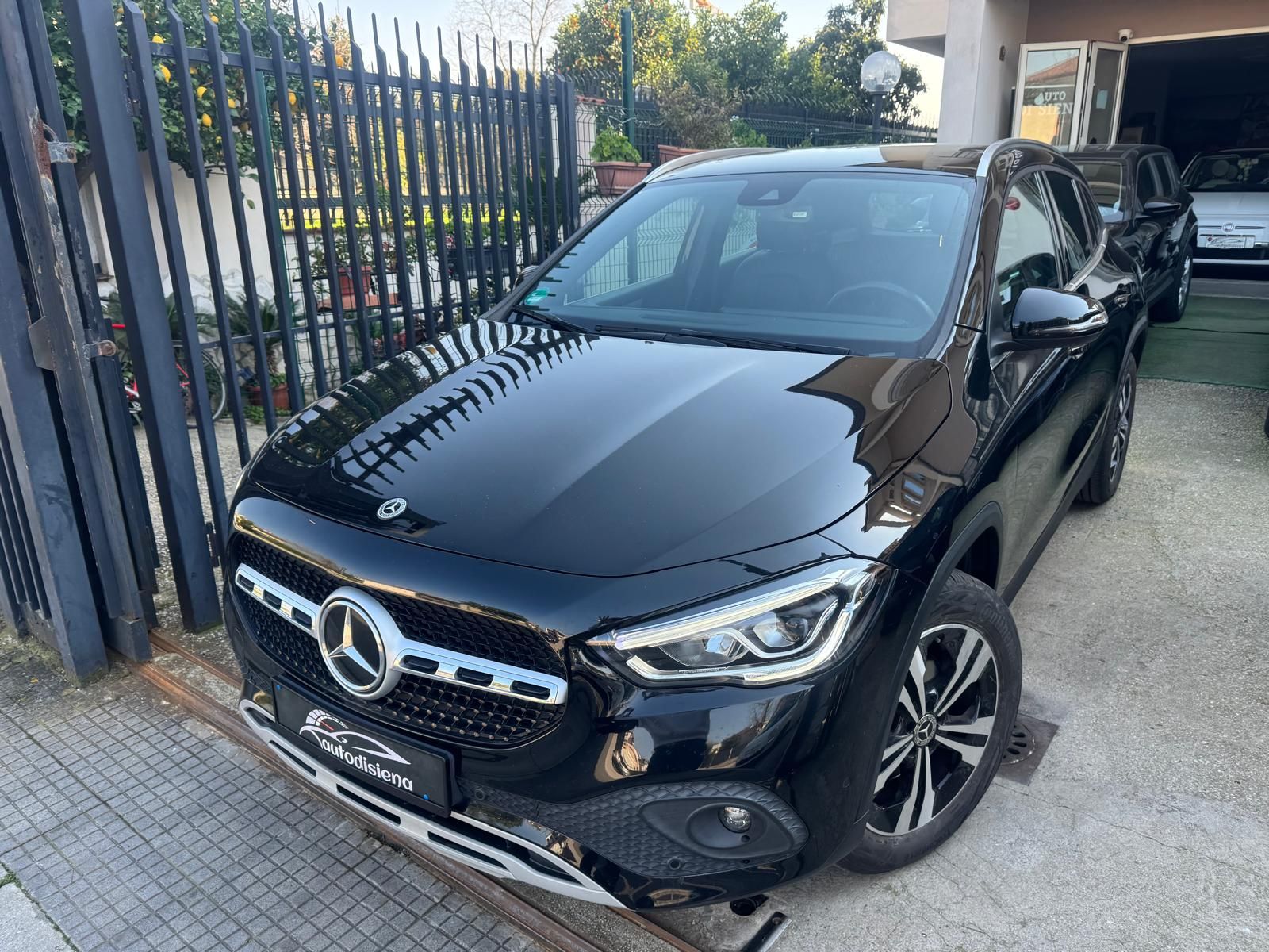 ⭐ MERCEDES GLA 200 DIESEL – ELEGANZA, SPORTIVITÀ, CARATTERE ⭐