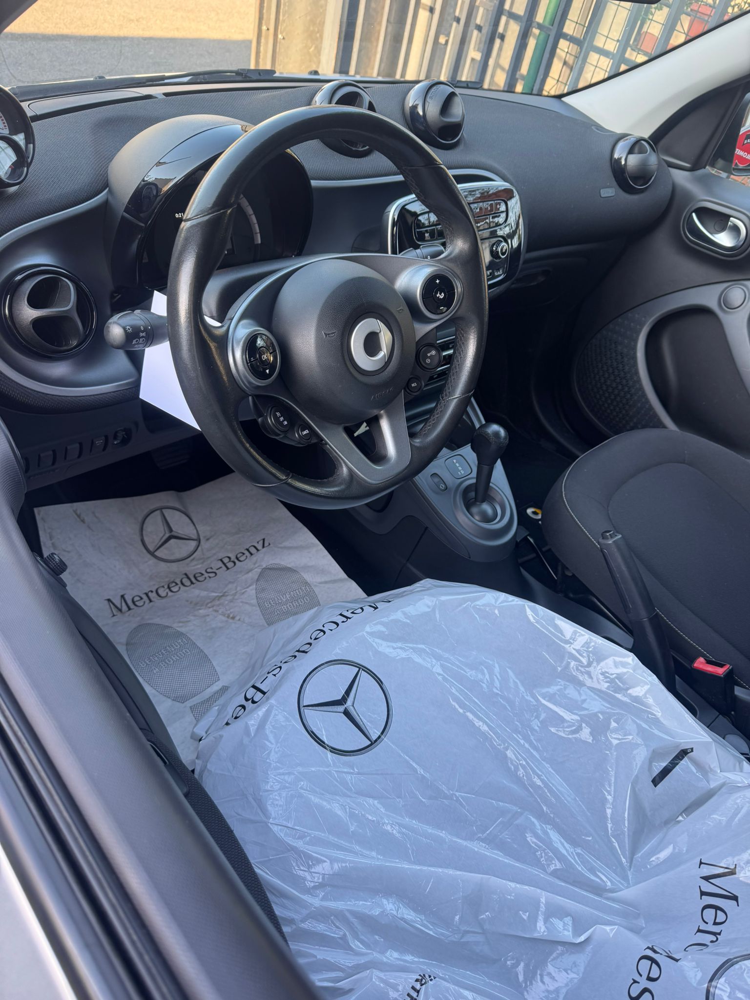 SMART FORFOUR TWINAMIC 1.0 BENZINA 71