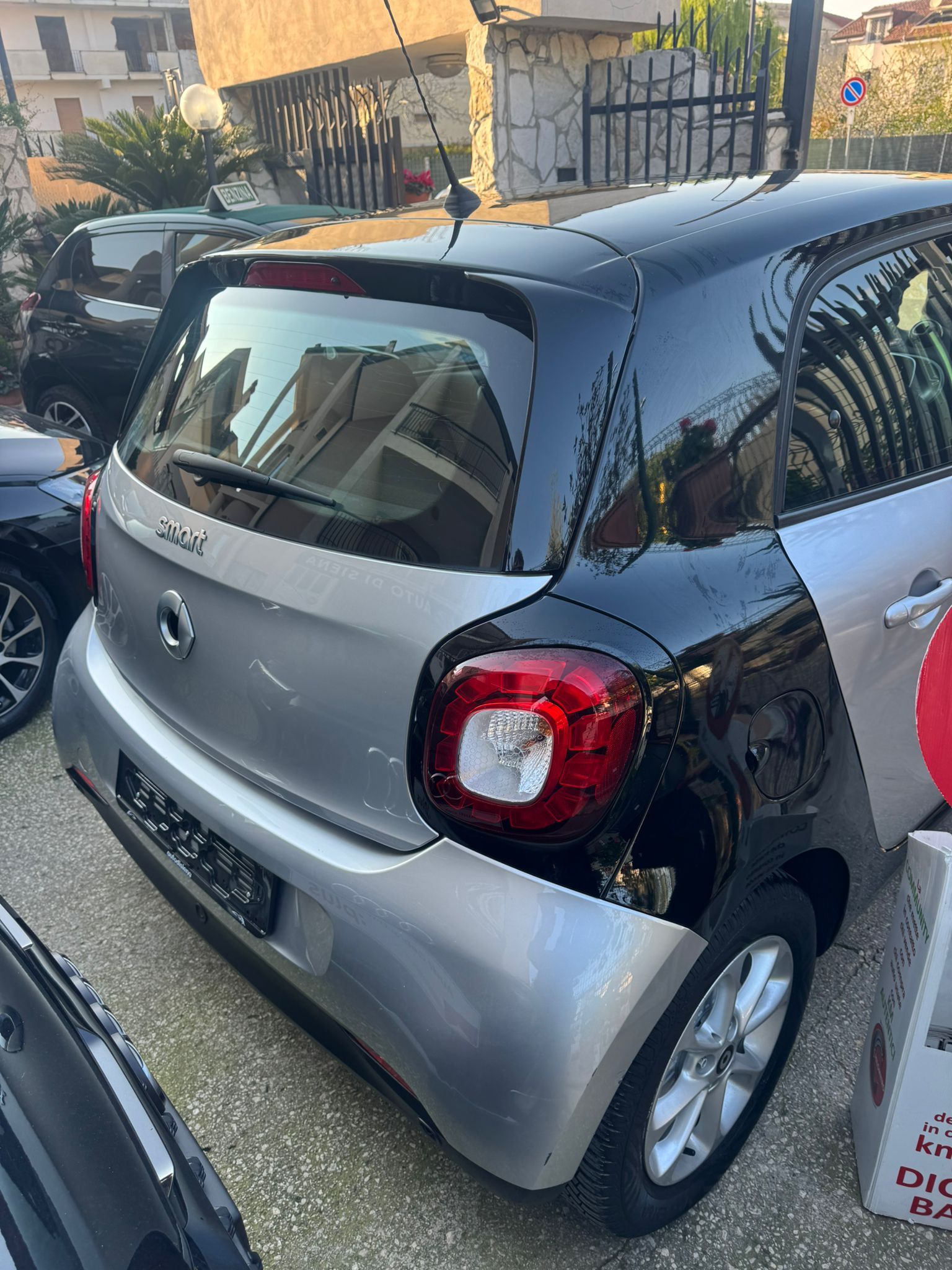 SMART FORFOUR TWINAMIC 1.0 BENZINA 71