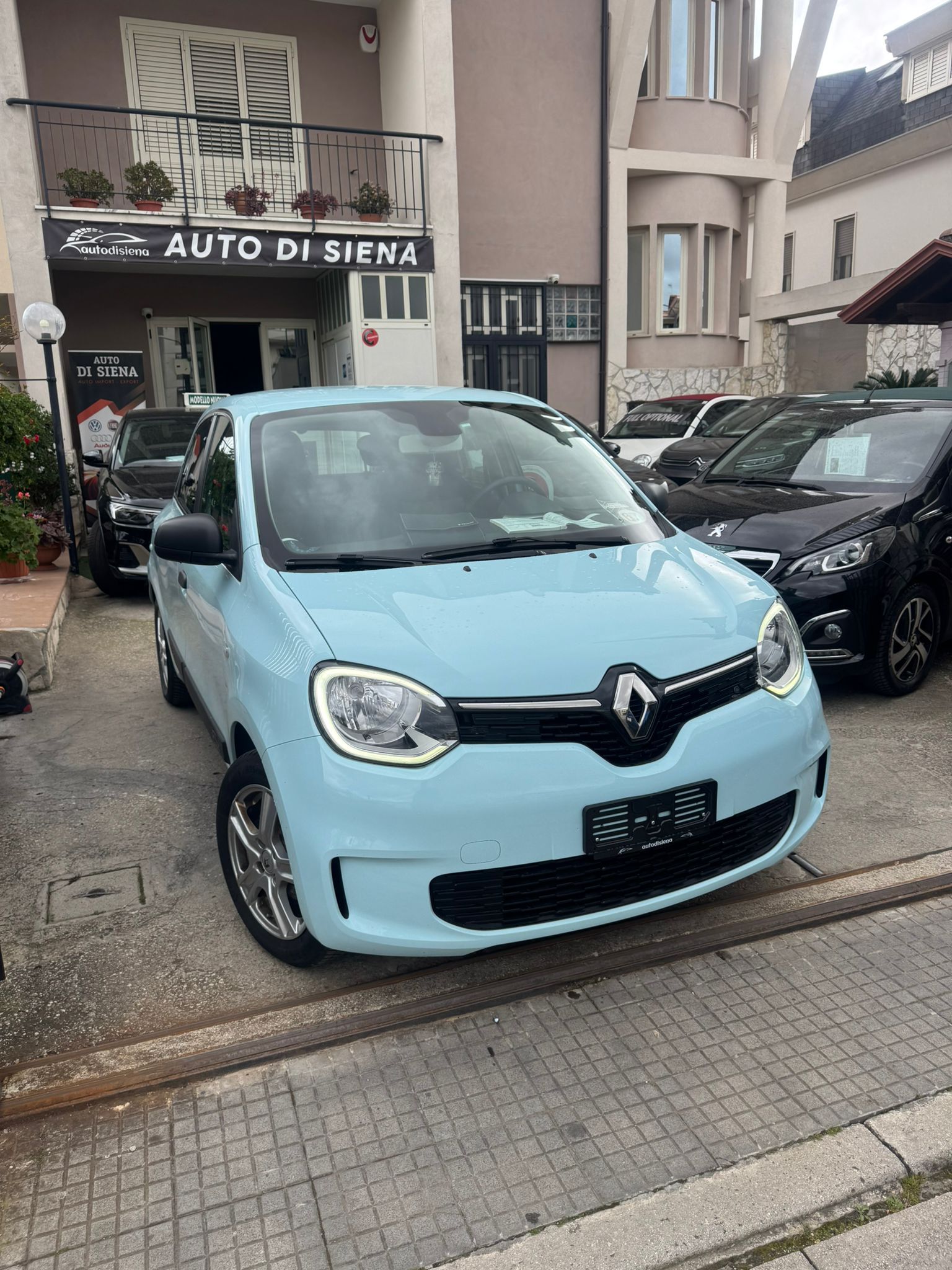 RENAULT TWINGO LIFE RESTYLING