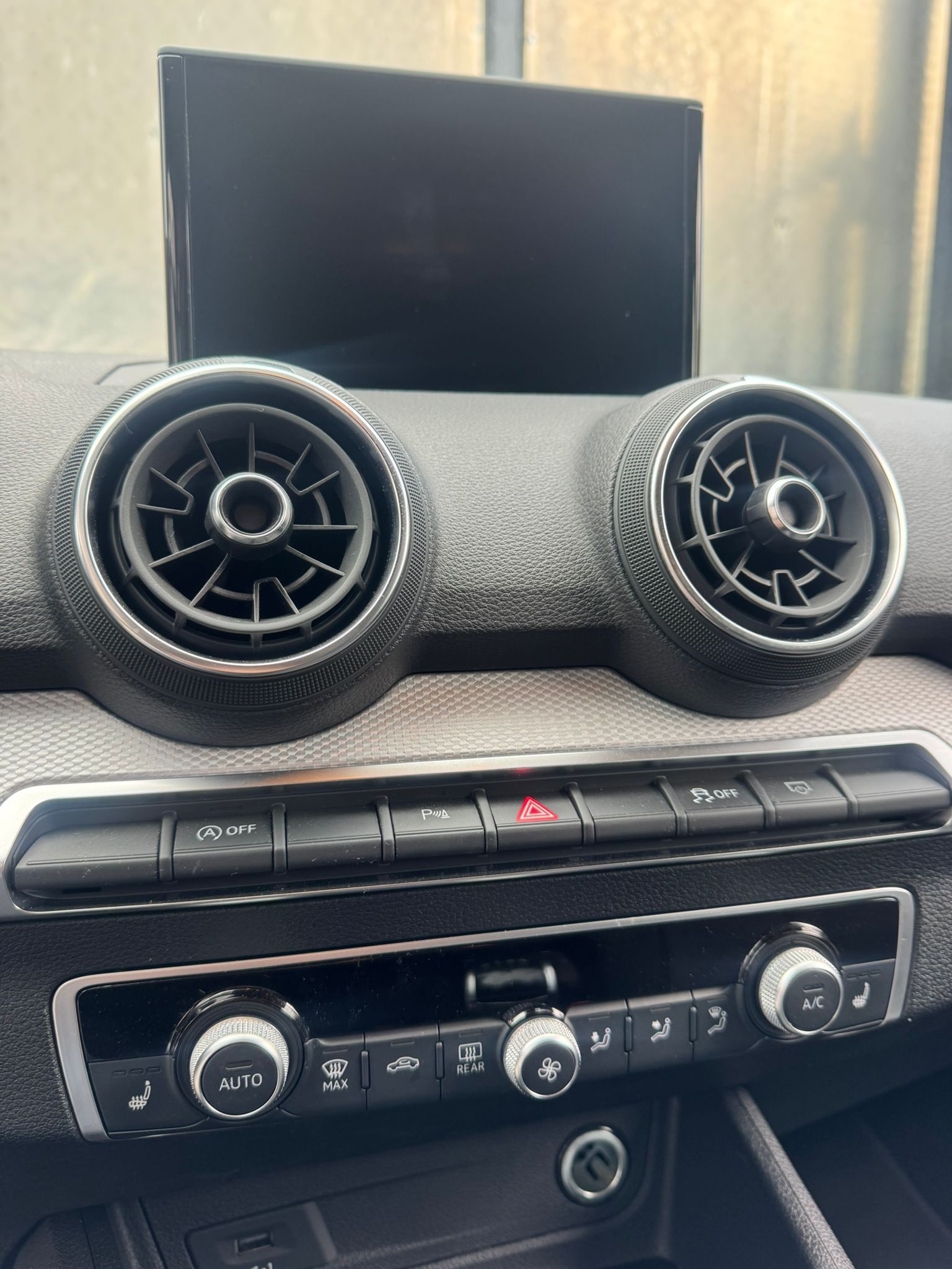 AUDI Q2 2023 30TDI IVA ESPOSTA
