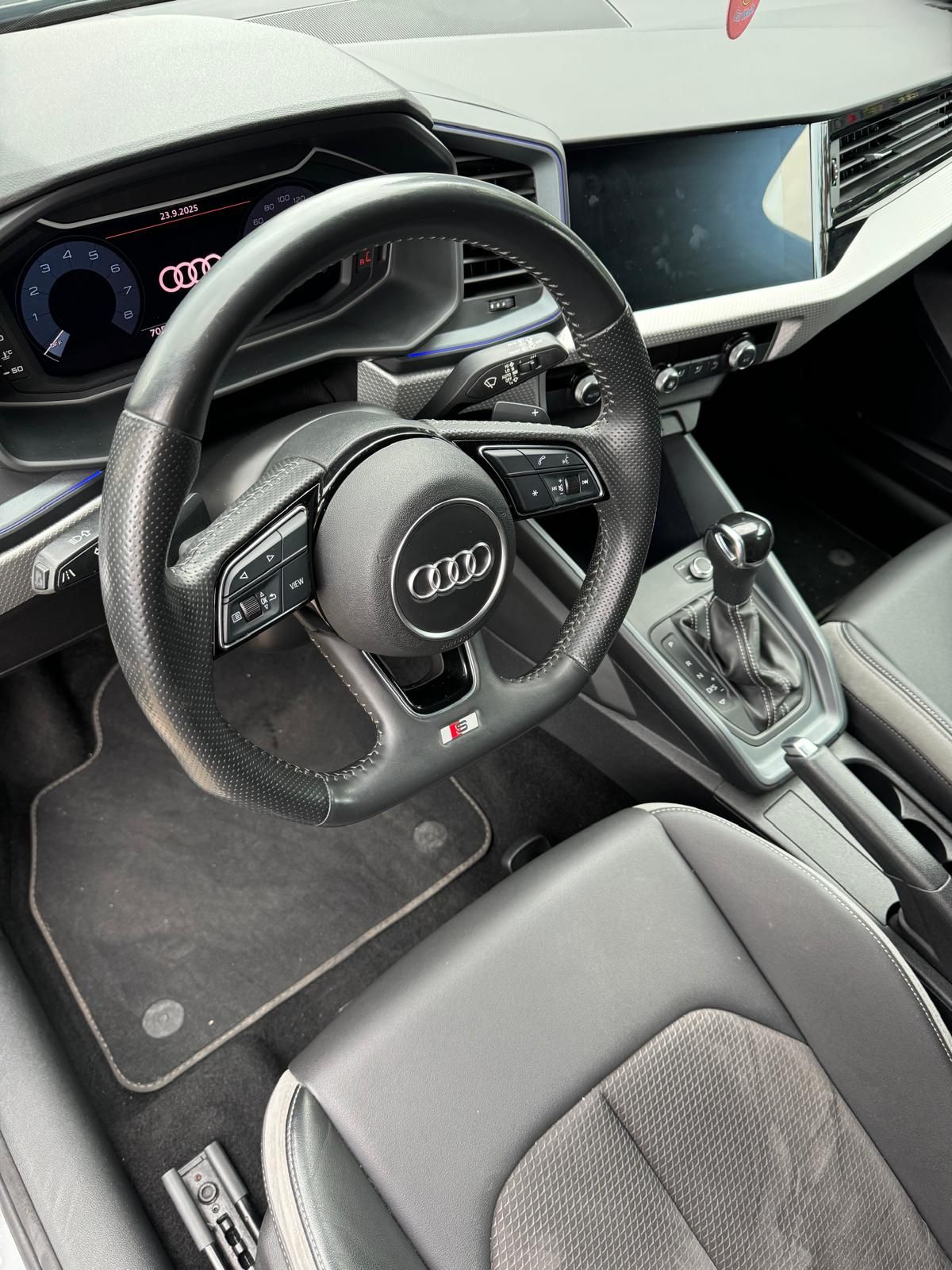 ✨ Audi A1 S-Line 35 TFSI – Total Black ✨