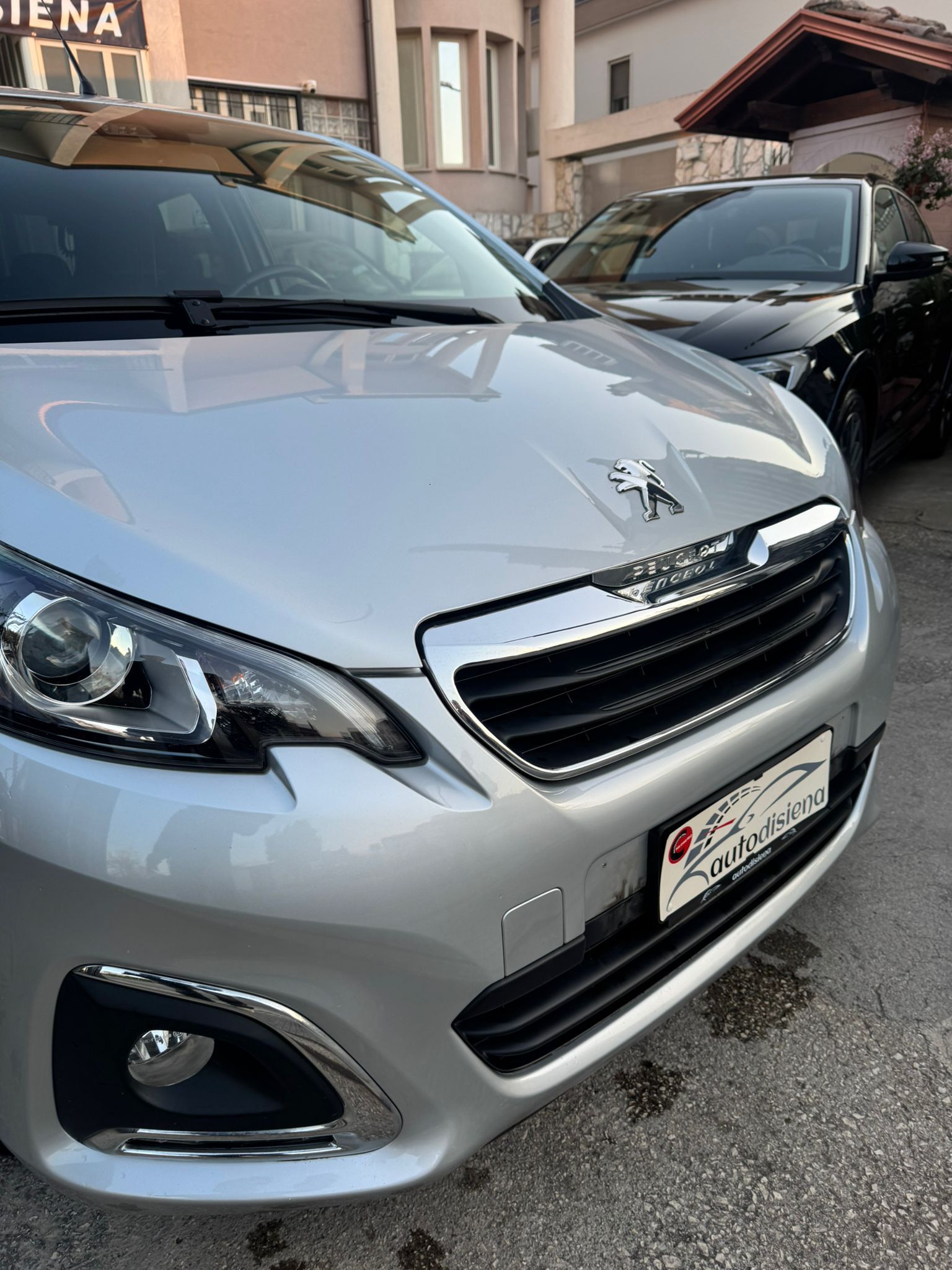 ✨ Compatta, elegante e super accessoriata: questa Peugeot 108 automatica è una vera FULL OPTIONAL introvabile 🚗💎