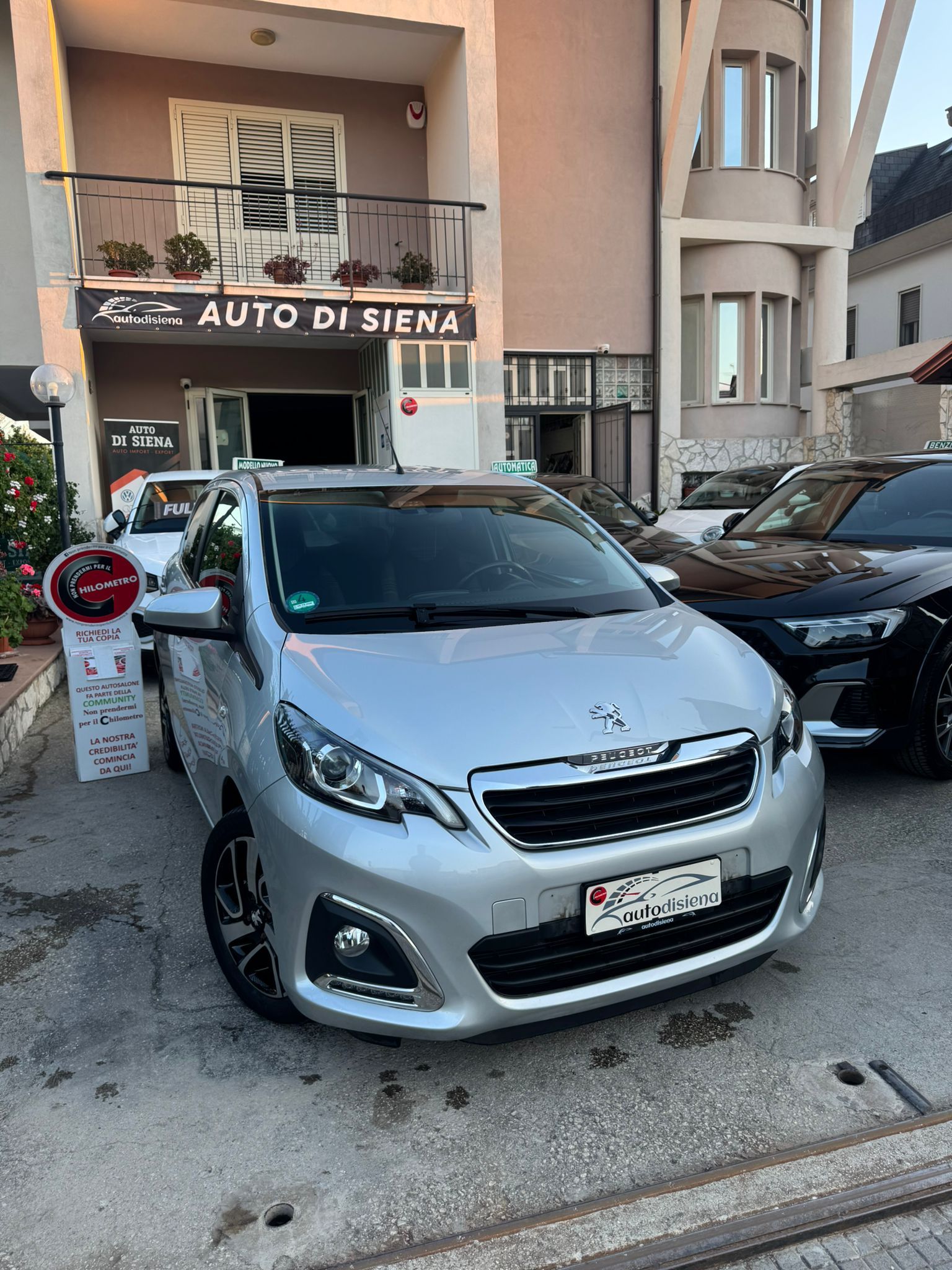 ✨ Compatta, elegante e super accessoriata: questa Peugeot 108 automatica è una vera FULL OPTIONAL introvabile 🚗💎