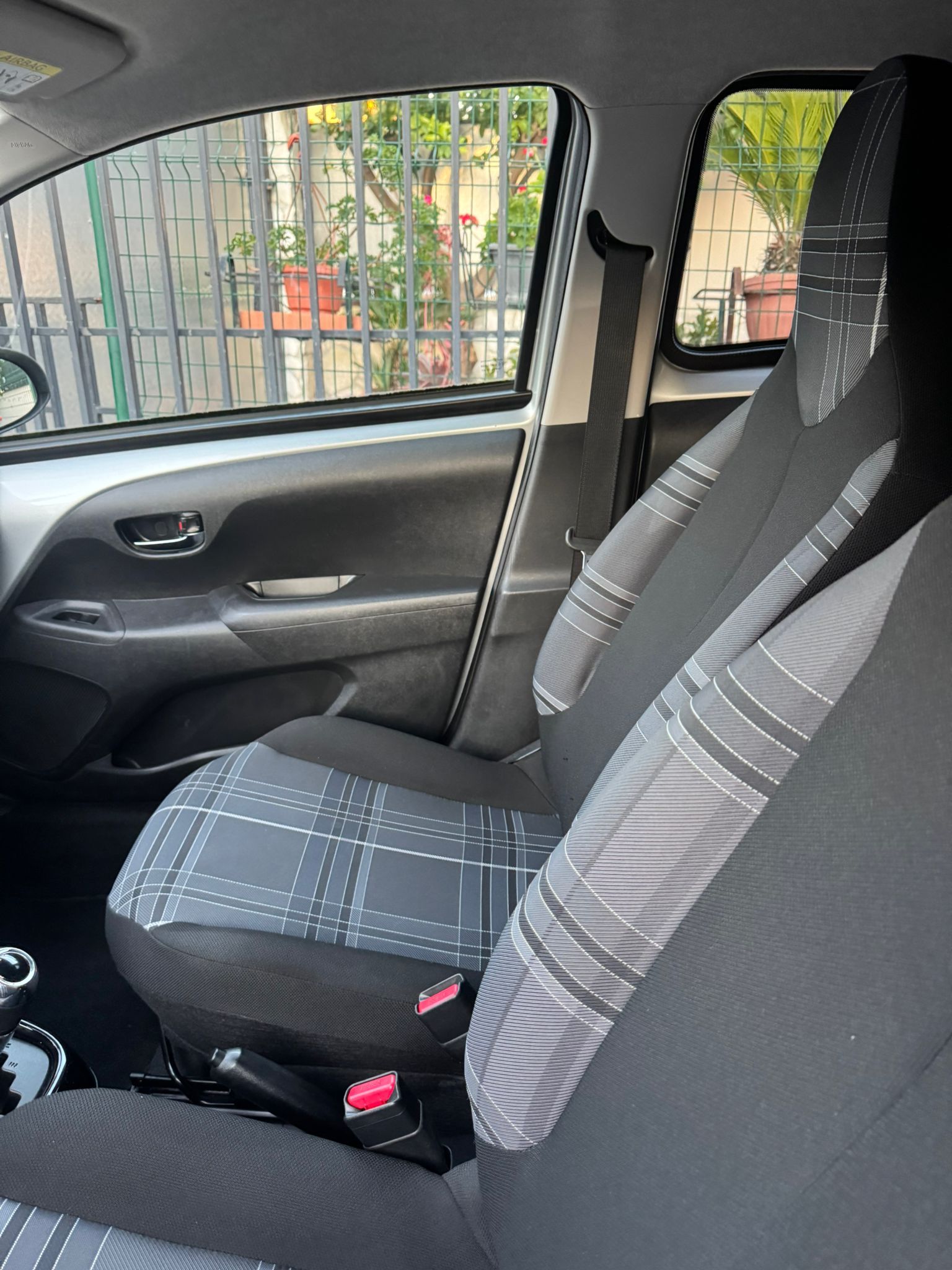 ✨ Compatta, elegante e super accessoriata: questa Peugeot 108 automatica è una vera FULL OPTIONAL introvabile 🚗💎