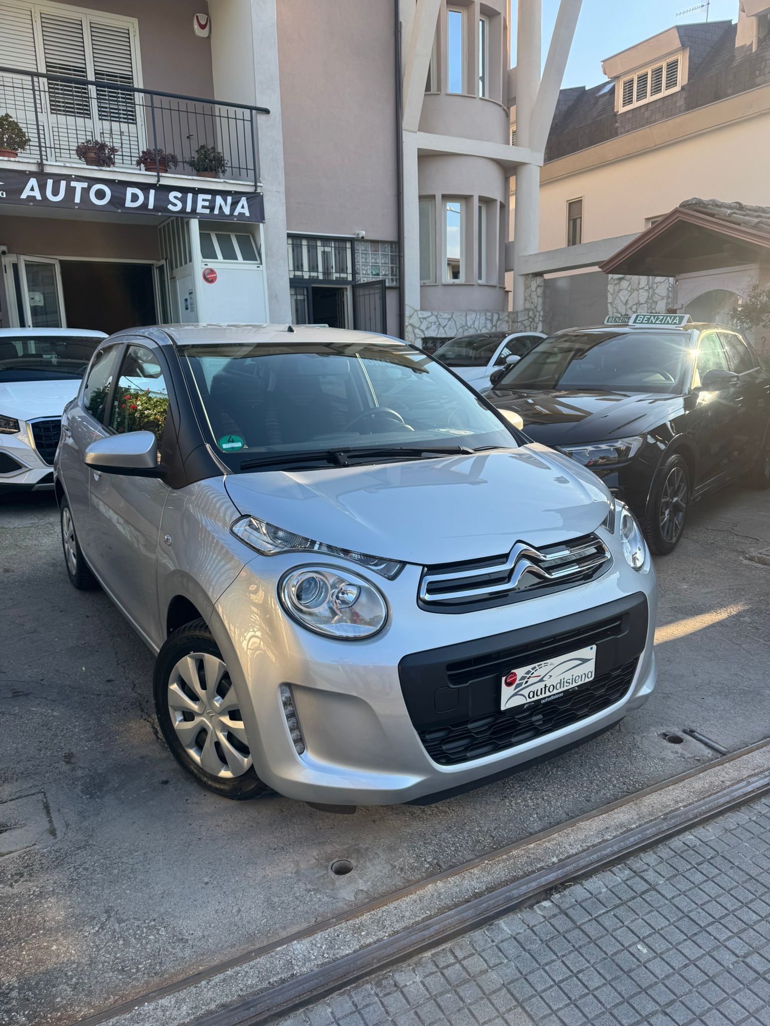 ✨ Compatta, moderna e con interni unici: questa Citroën C1 è una vera chicca introvabile 🚗💎