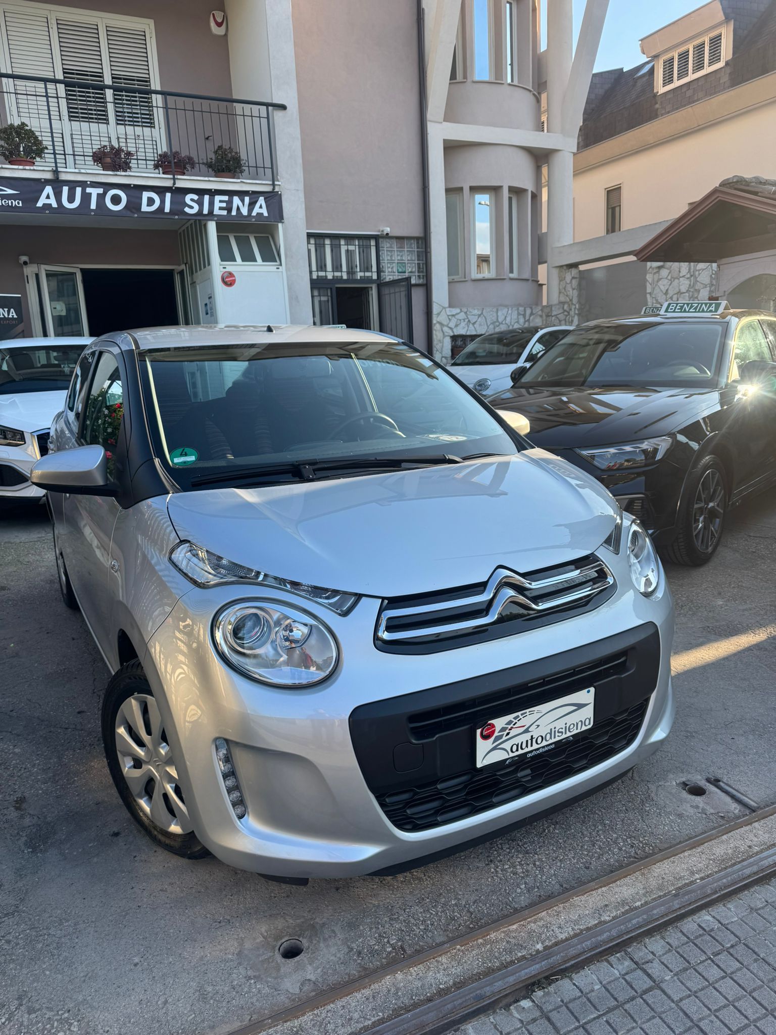 ✨ Compatta, moderna e con interni unici: questa Citroën C1 è una vera chicca introvabile 🚗💎